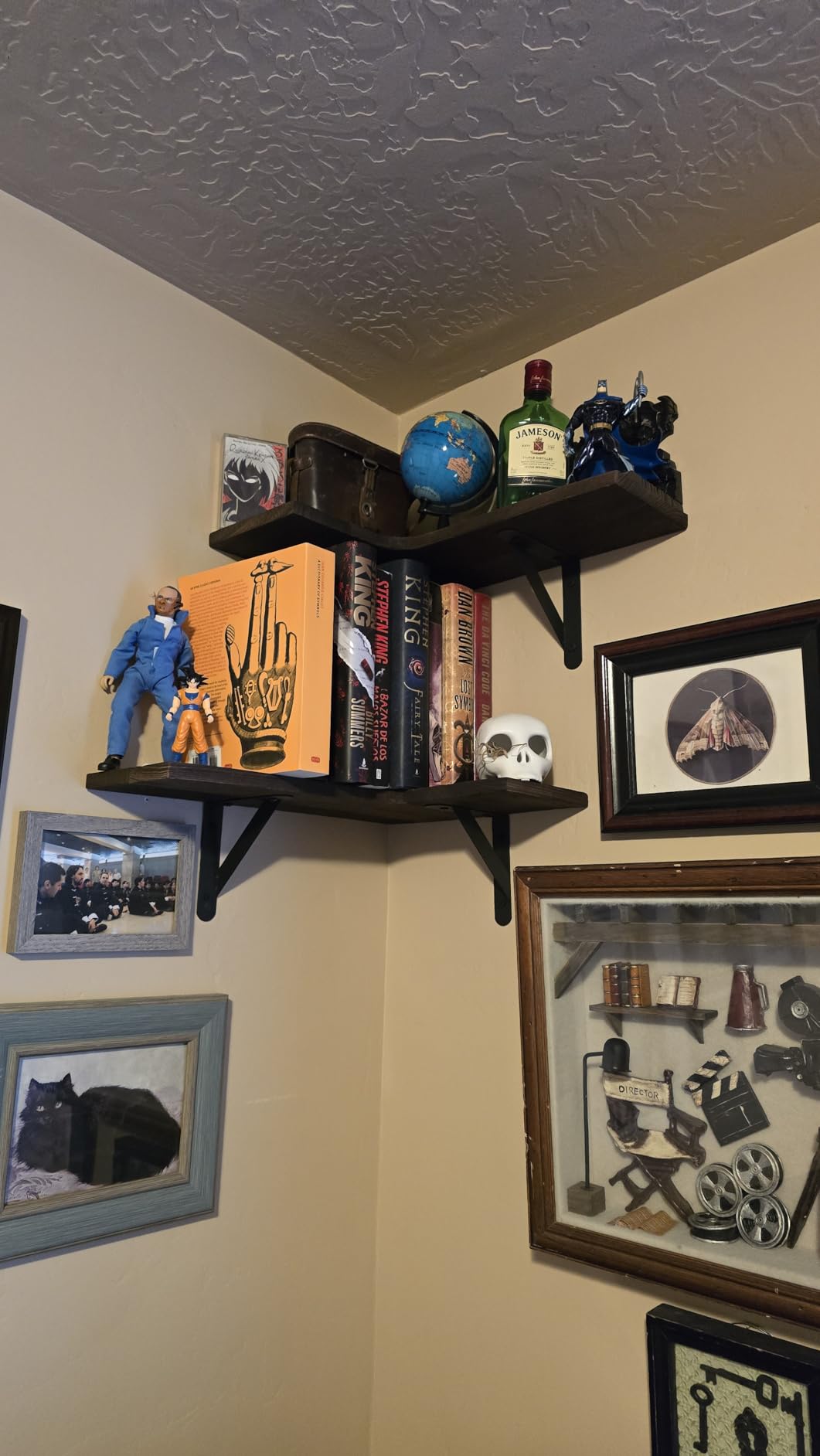 Fixwal Conner Shelves Wall Mounted for Decor, Black Set of 5 customer photo 1