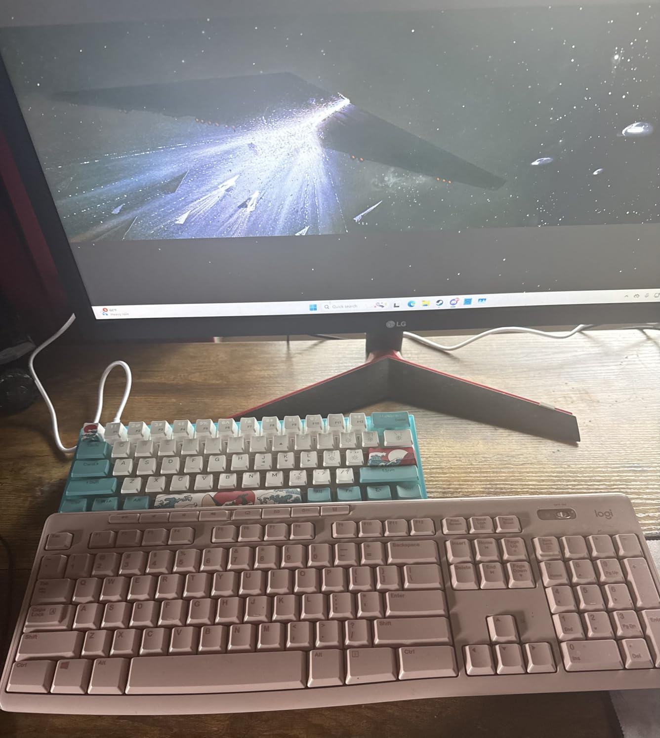 Womier 60% Percent Keyboard Gaming, Creamy Mechanical Wired Keyboard Anime customer photo 2