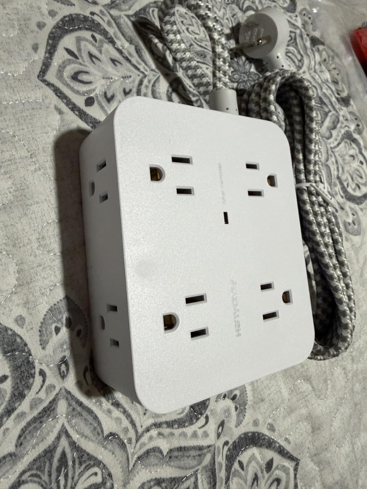 HANYCONY 6Ft Surge Protector Power Strip USB C, 1080J, 8 Outlet Extender customer photo 2