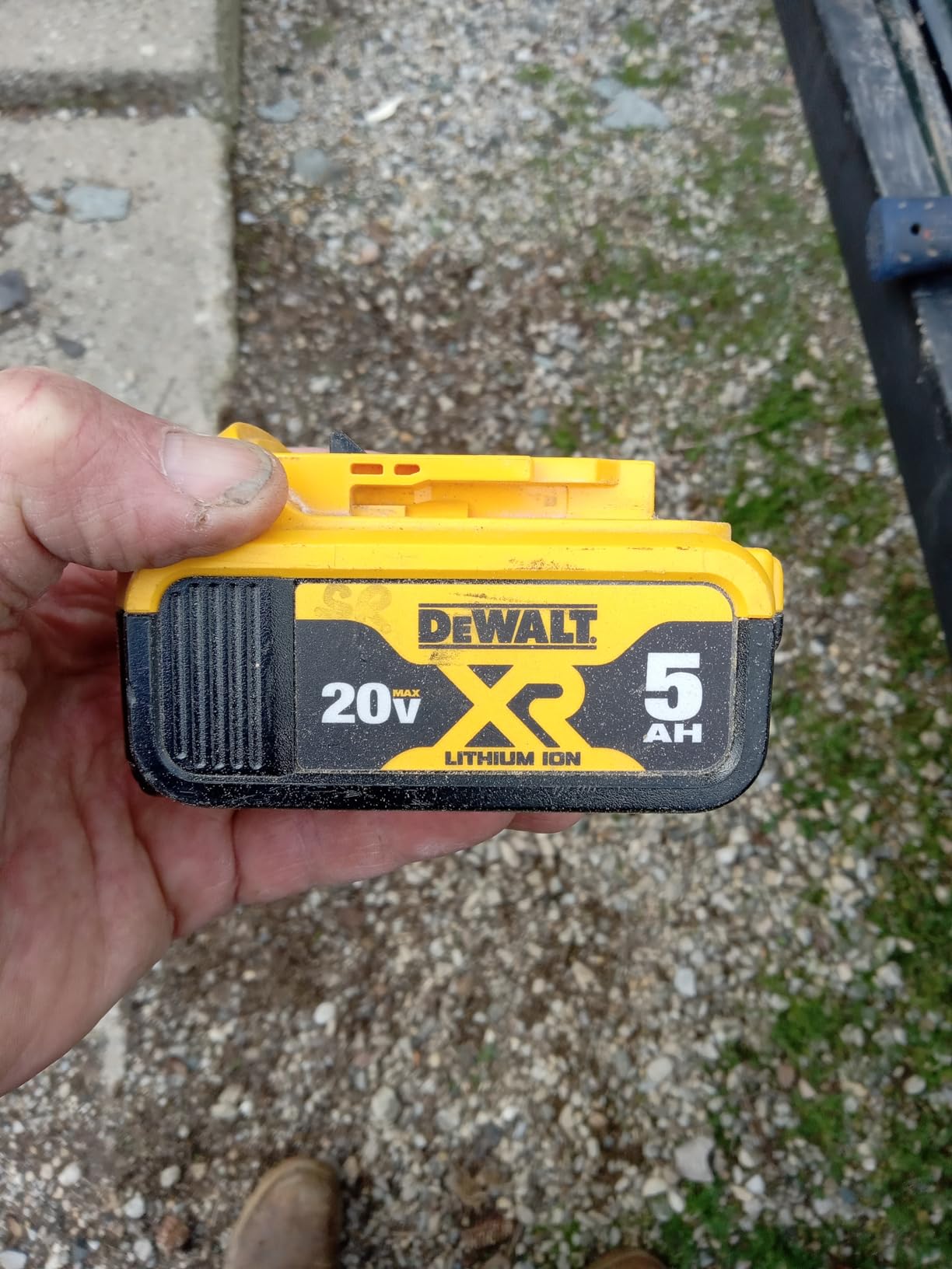DEWALT 20V MAX* Belt Sander, Cordless, Brushless, Tool Only (DCW220B) | Tool only, variable speed, dust collection customer photo 1