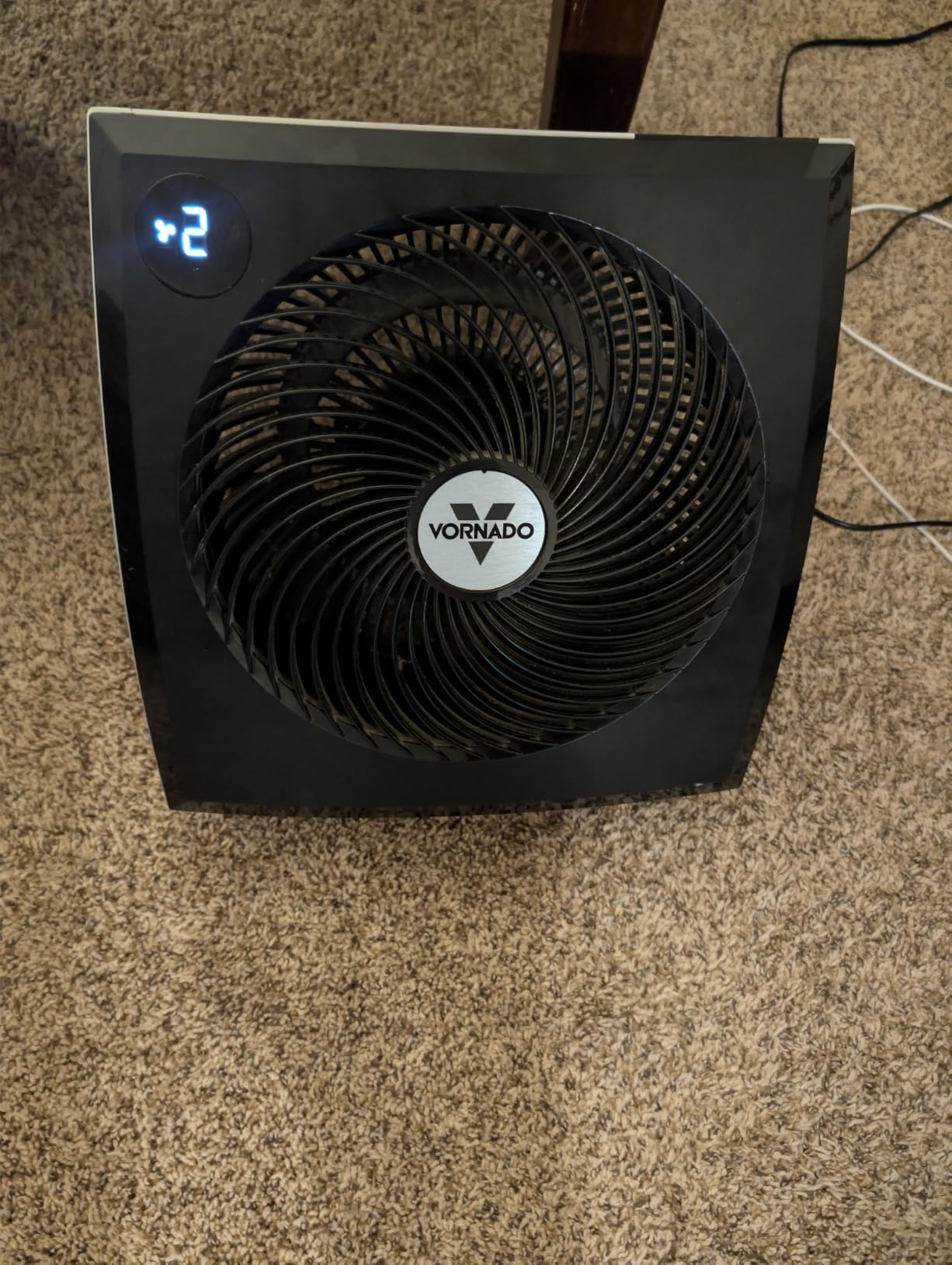 279TR Whole Room Circulator with Remote, 1-8 Hour Timer, LED Display, Adjustable Tilt, Black customer photo 1