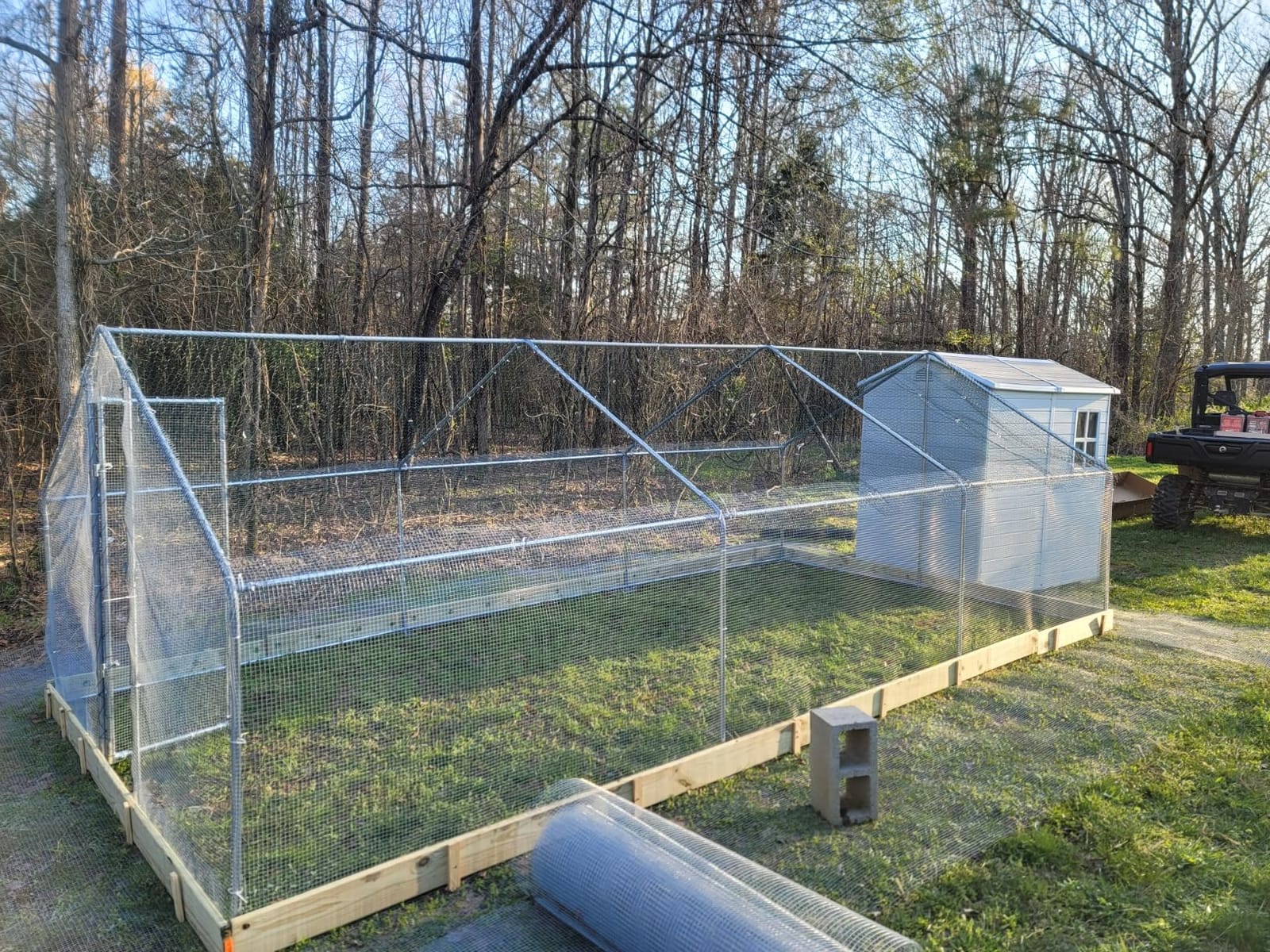 Large Metal Chicken Run Walk-in Poultry Cage Spire-Shaped Chicken Coop with Waterproof and Anti-Ultraviolet Cover for Outside,Backyard and Farm,19.6' L x 9.8' W x 6.4' H customer photo 2