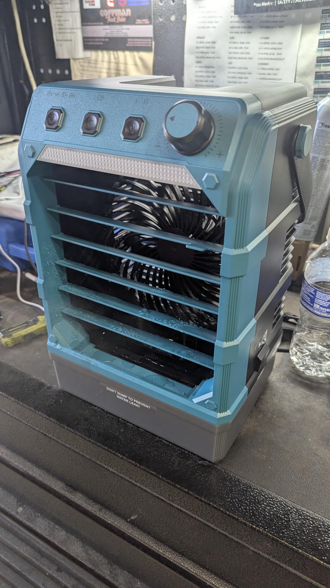 Uniqwamo Portable Jobsite Fan Compatible for Milwaukee 18V Battery customer photo 2