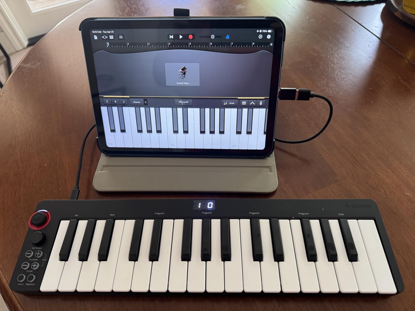 Donner Mini MIDI Keyboard N-25 25-Key MIDI Controller with Velocity-Sensitive Mini Keys, Light-up Rocker, Music Production Software and 40 Teaching Courses customer photo 2