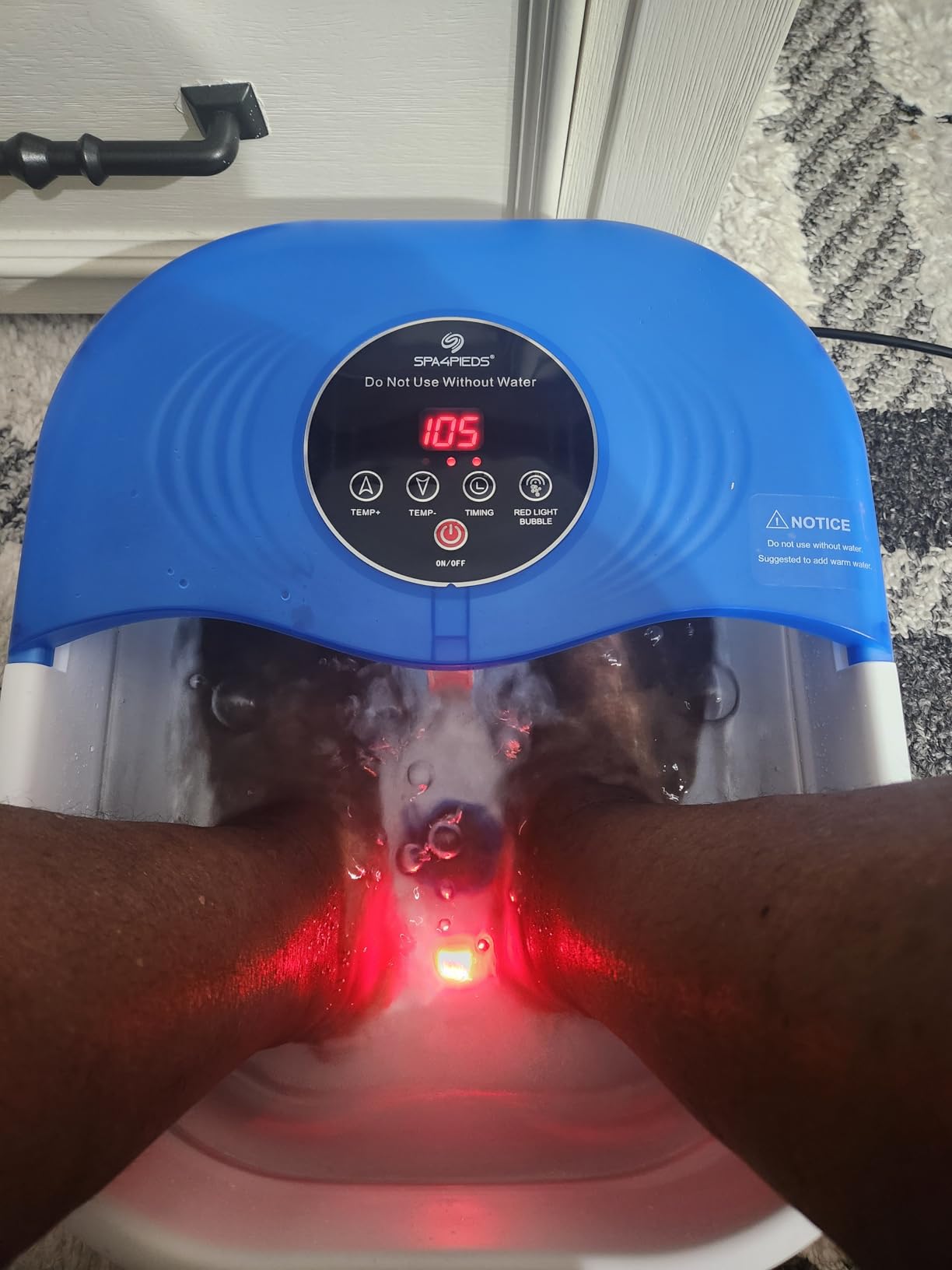 SPA4PIEDS Collapsible Heated Foot Spa Bath with Bubble, Foot Soaking Tub Featuring 8 Shiatsu Rollers, Pumice Stone and Built-in Timer for Mom, Dad and Foot Relaxation (Black) customer photo 1