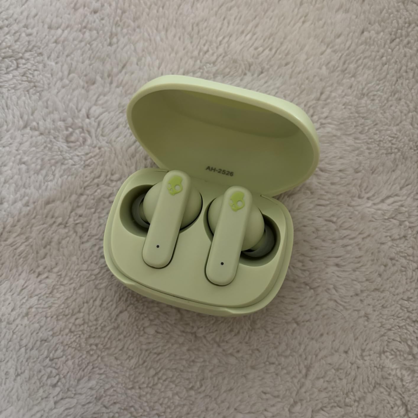 Smokin' Buds Wireless Noise Isolating Earbuds - True Black customer photo 1