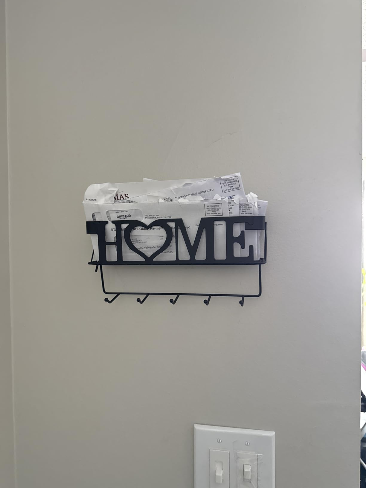 Key Holder for Wall - Key Rack with 5 Key Hooks, 11.02