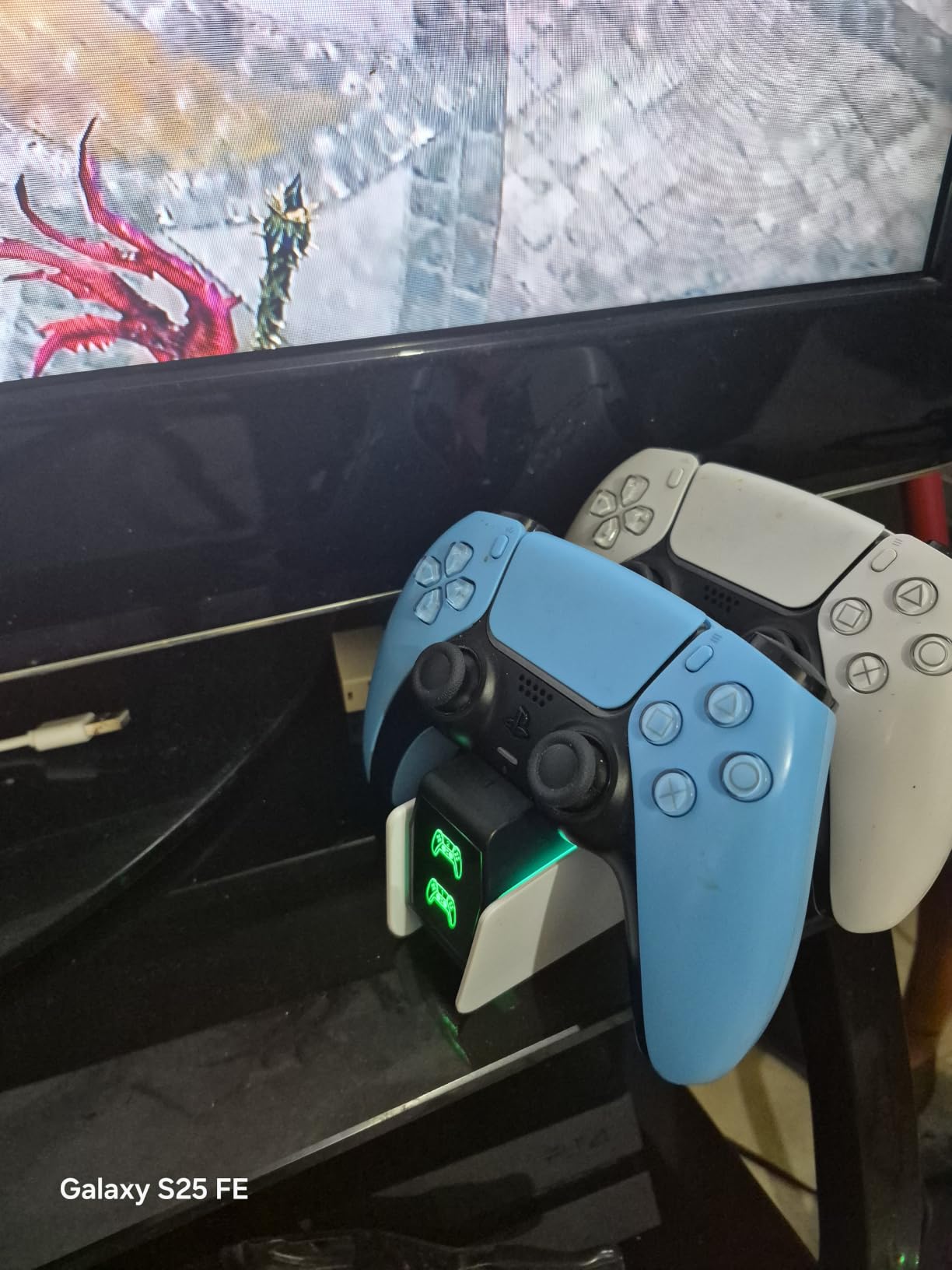 PS5 Controller Charger Station for PlayStation 5 Controllers Dual Stand Charger Dock, PS5 Controller Charging Station Accessories(S customer photo 2