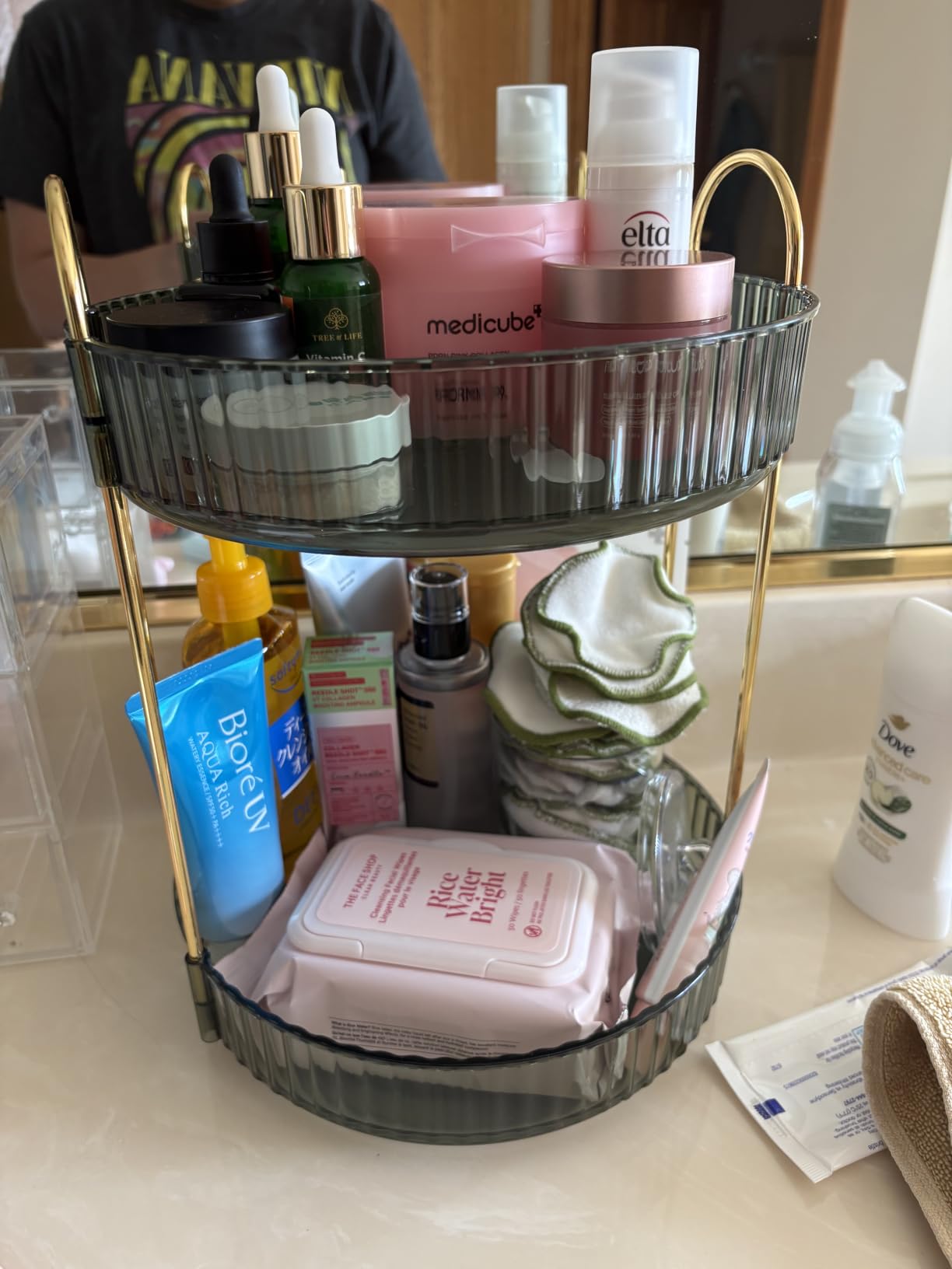 Asayuee 360 Rotating Makeup Organizer for Vanity,2 Tier Large Capacity Skincare Organizers,Bathroom Counter Organizer, Spinning Perfume Organizer & Vanity Organizer (Green-2 Tier) customer photo 2