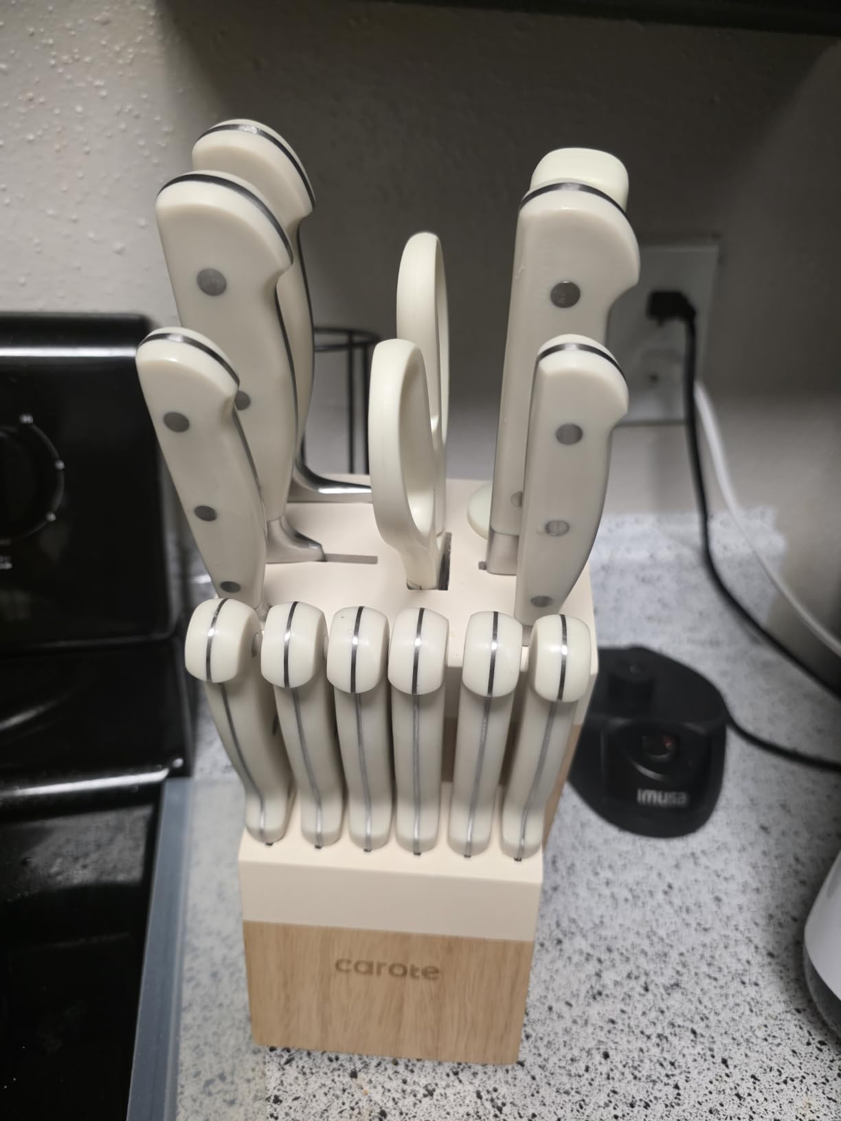 CAROTE 14-Piece Knife Set with Wood Block, Rust-Resistant, Cream | Razor-Sharp High Carbon Stainless Steel Knives, Long-Lasting Sharpness, Forged, Triple-Riveted Ergonomic Non-Slip Handles customer photo 2