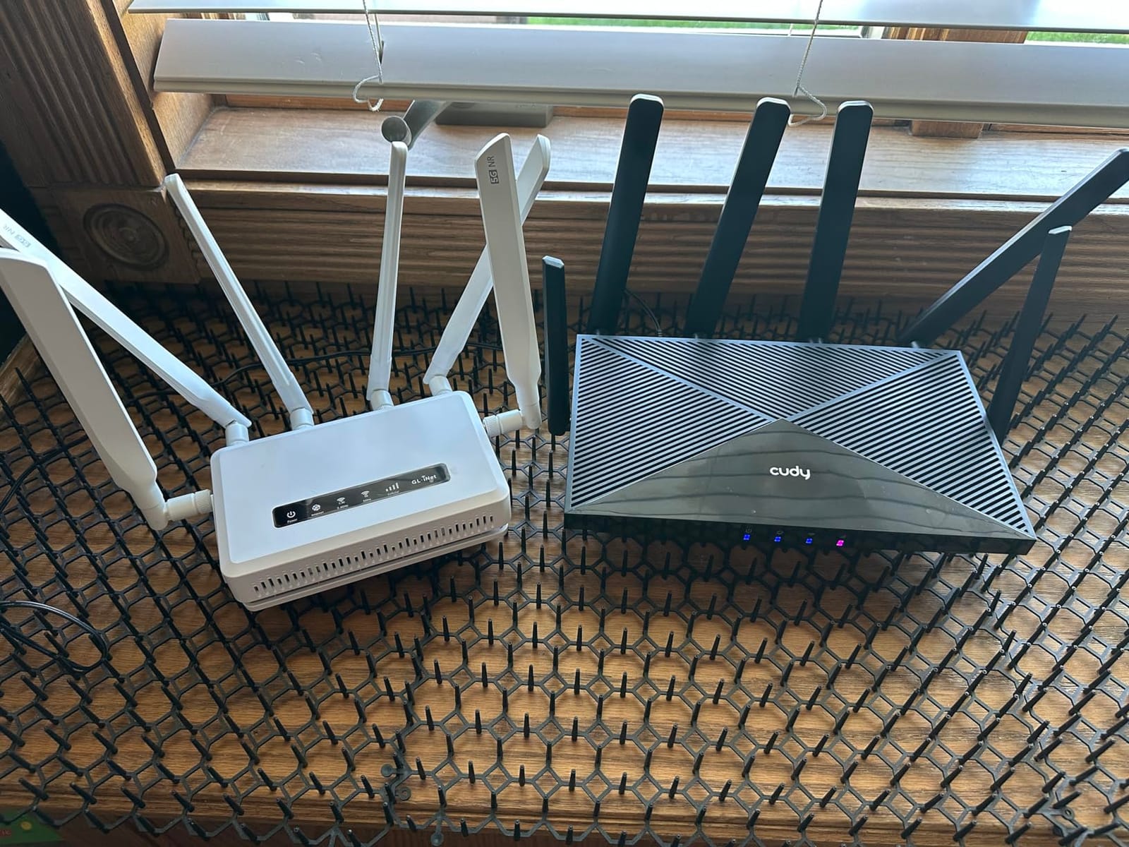 GL.iNet GL-X3000 (Spitz AX) Cellular Gateway 5G Router for House & RV, Wi-Fi 6, Detachable Antennas, Dual-SIM, T-Mobile & AT&T IoT Device Certified customer photo 1