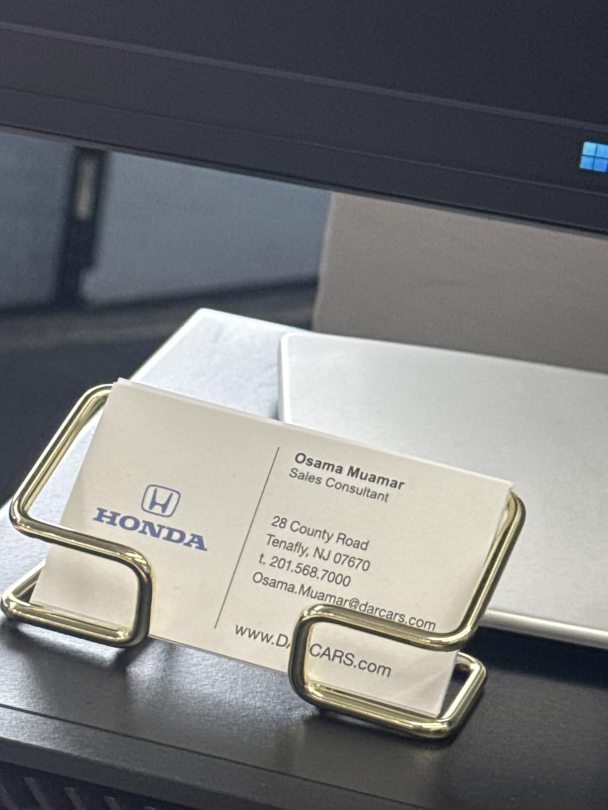 Business Card Holder for Desk, Cute Metal Card Organizers customer photo 1