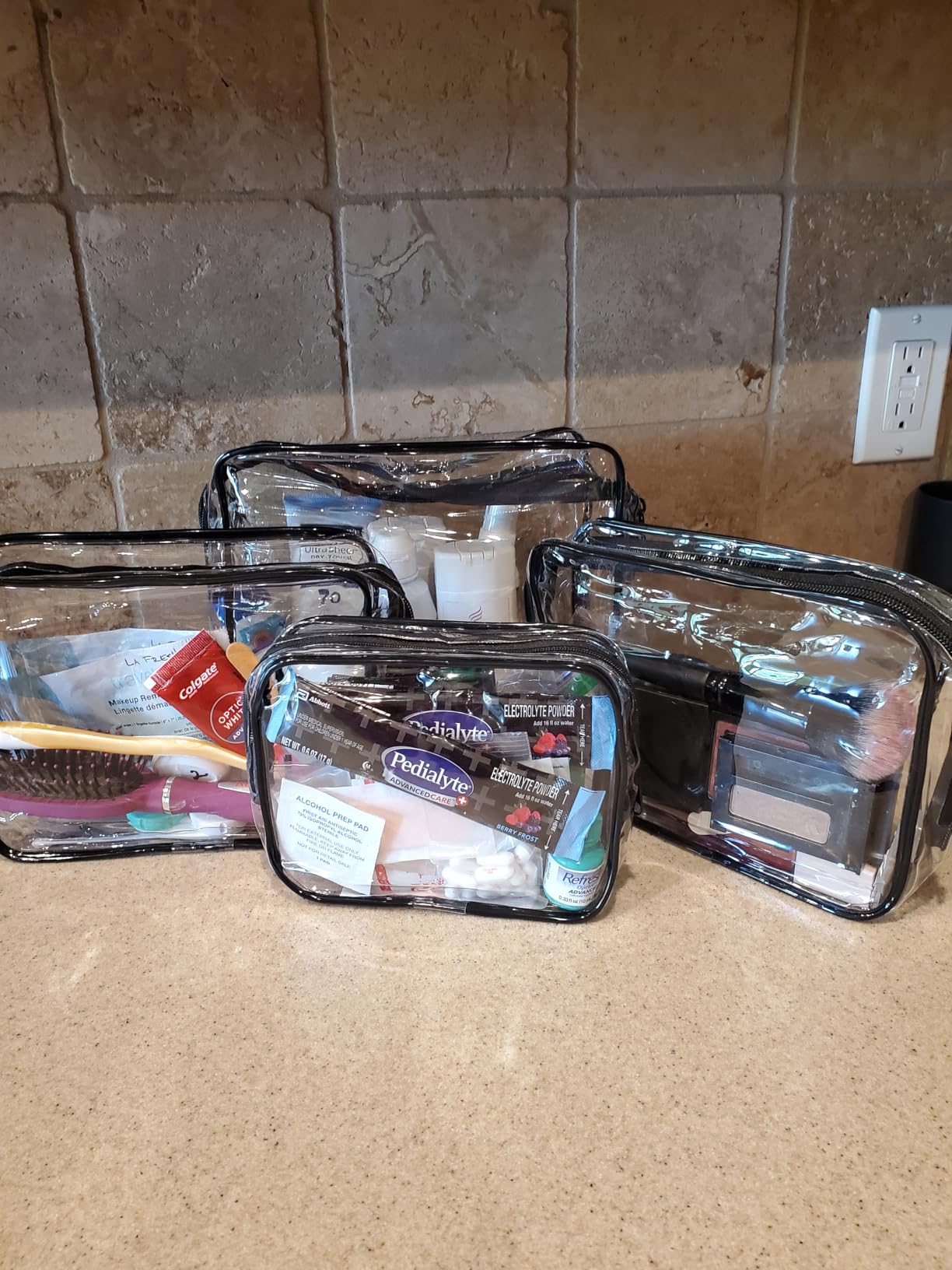 AURUZA Clear Makeup Bag,Portable Travel Toiletry Bags with Zipper, TSA Approved Clear Organizer Bags, PVC Cosmetic Pouch for Airport Airline Compliant customer photo 1