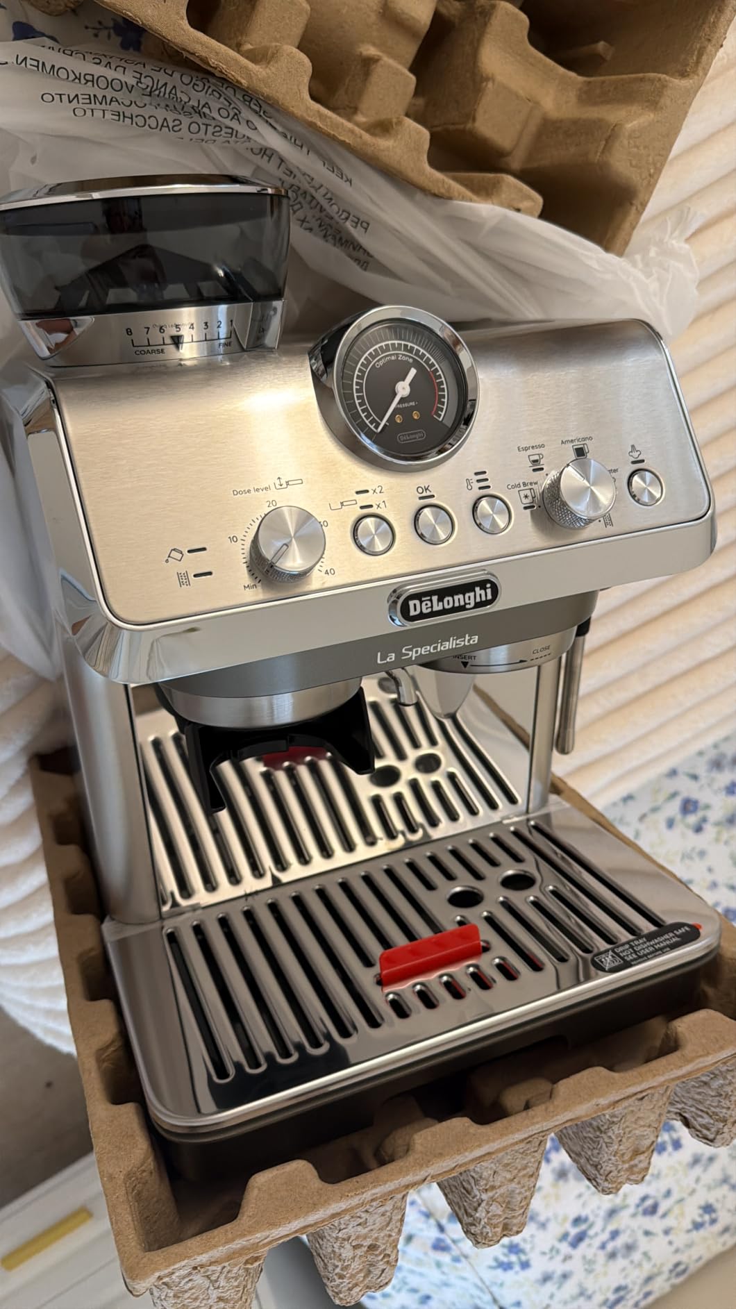 De'Longhi La Specialista Arte Evo Espresso Machine with Coffee Grinder | 4 Preset Recipes, Built-in Grinder, Barista Toolkit Included customer photo 1