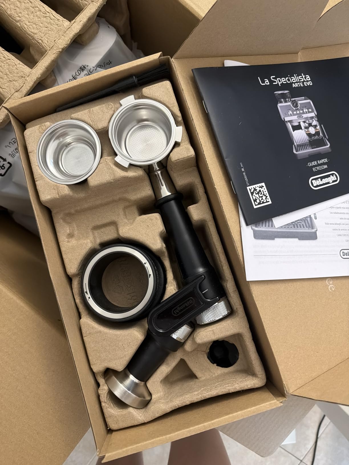 De'Longhi La Specialista Arte Evo Espresso Machine with Coffee Grinder | 4 Preset Recipes, Built-in Grinder, Barista Toolkit Included customer photo 2