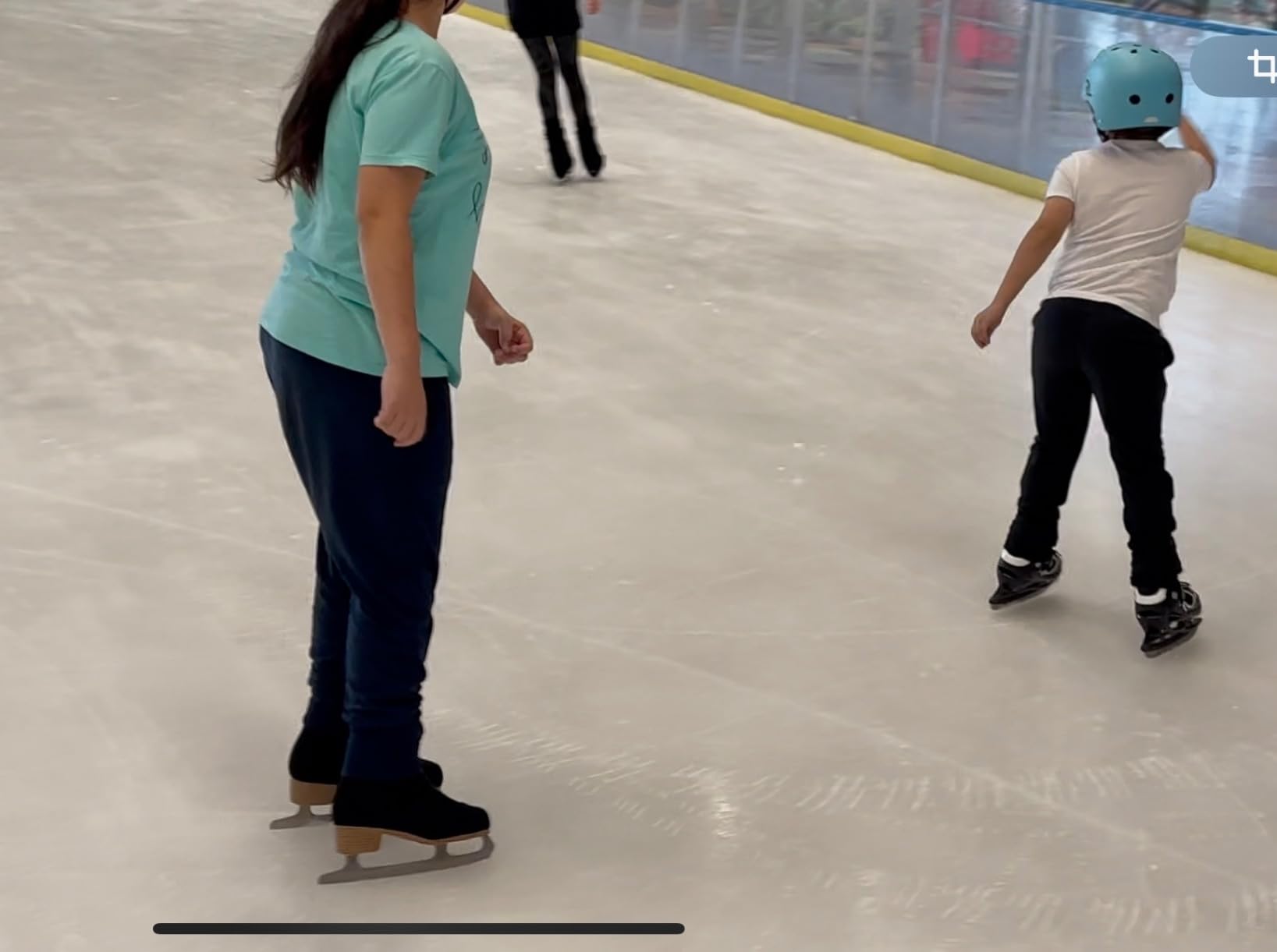 MammyGol Adjustable Ice Skates for Kids Youth Tean Hockey Lace-Up Boys or Girls Ice Skate for Beginner Age 4-12 Blue Black Teal Green customer photo 2