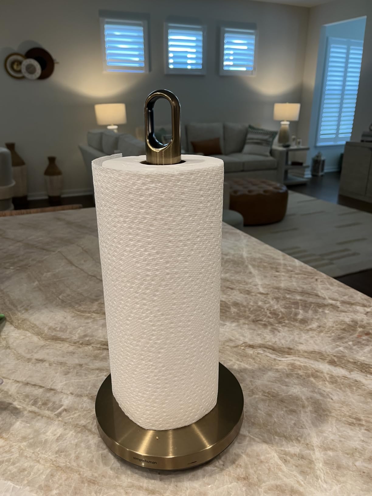 simplehuman Tension Arm Countertop Paper Towel Holder, Easy One-Handed Tear, Standing Weighted Base with Finger Loop, Heavy Duty, Brass Stainless Steel customer photo 2