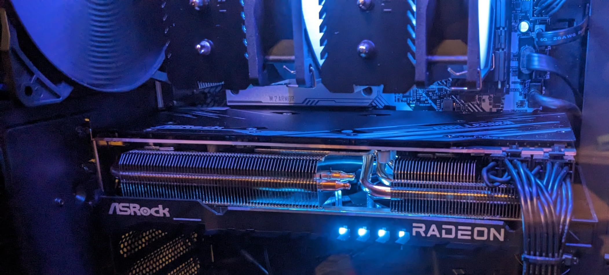 ASRock Radeon RX 7800 XT Challenger 16GB OC Graphics Card, RDNA 3, 2475MHz Boost, 16GB GDDR6 256-bit, PCIe 4.0, Dual Fans, 0dB Silent, LED Indicator customer photo 2