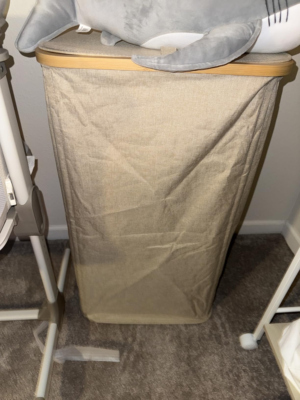 Lifewit 105L Large Laundry Basket with Lid, Removable Bags, Beige customer photo 1