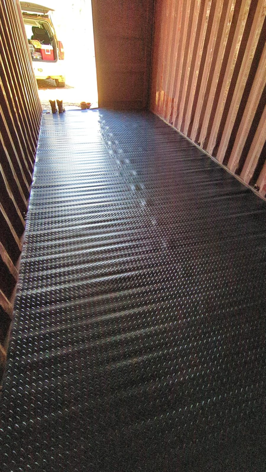 TUFFIOM 7.5 x 20 FT Garage Floor Mat, Thickened Diamond Plate PVC Garage Mats Flooring Roll for Under Car, Garage Parking Mats for Floor Large SUVs, MPV, Pickup Truck customer photo 1