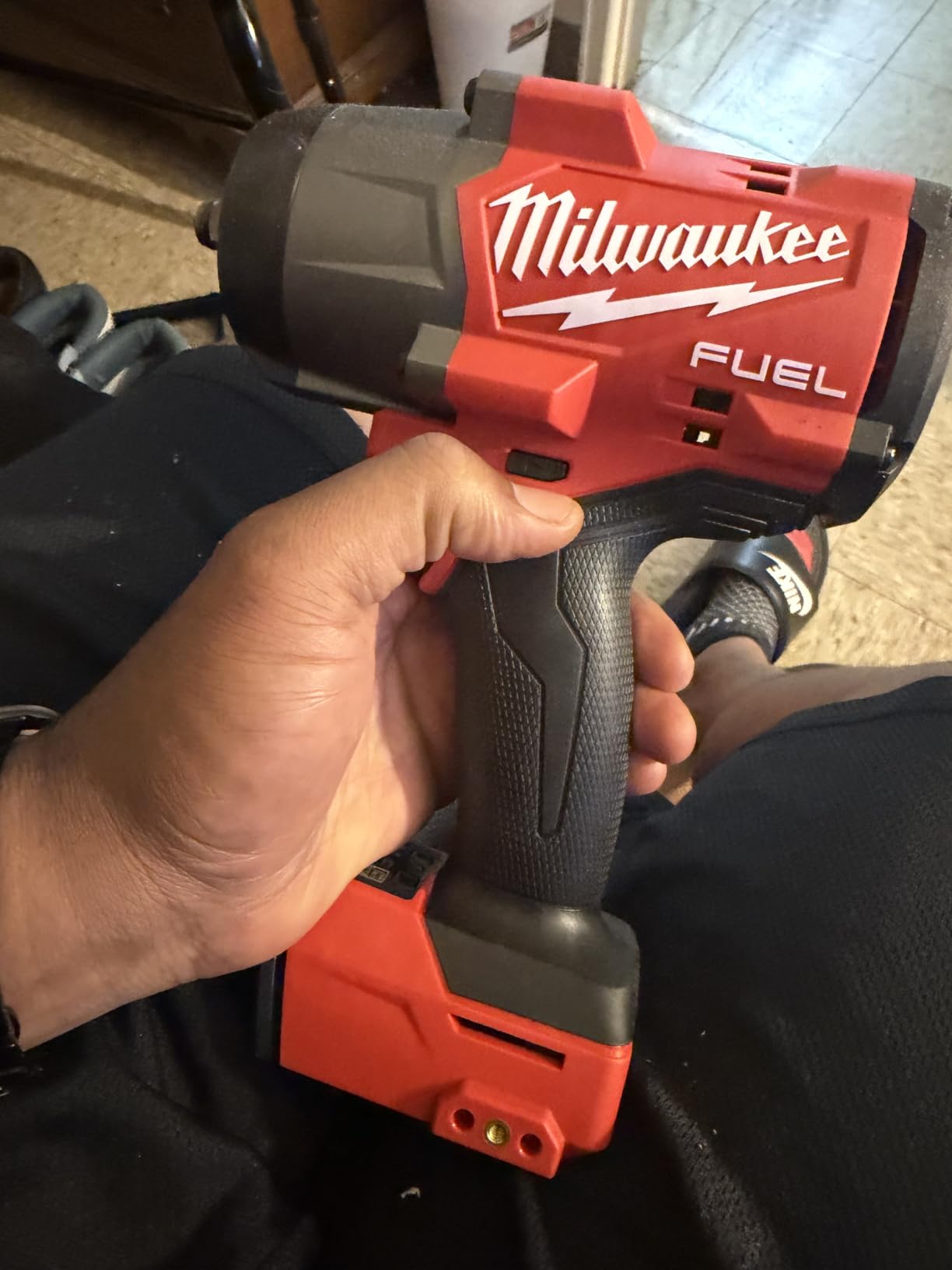 Milwaukee Electric - M18 Fuel 1/2 HIGH Torque Impact Wrench W/FRICTI customer photo 1