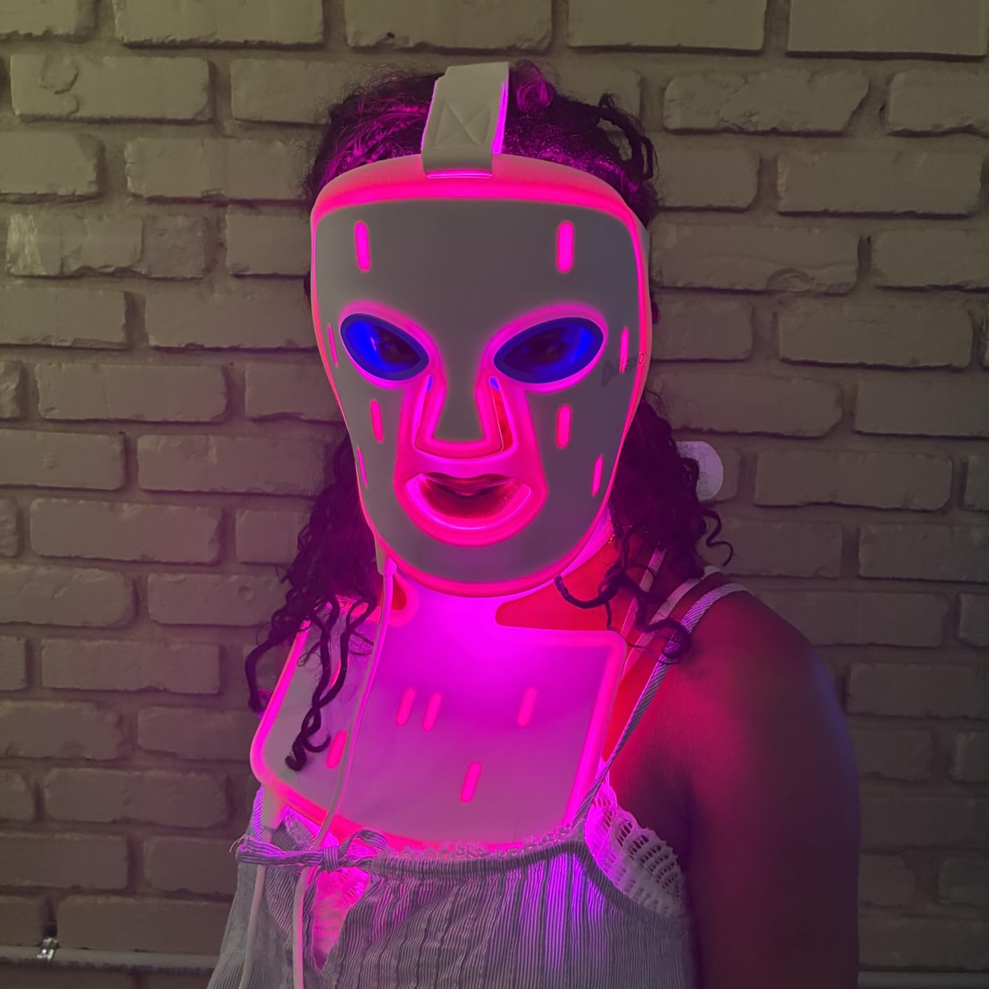 LifePro Revitaglow Red Light Therapy Mask - Triple Chip LED Face Mask customer photo 2