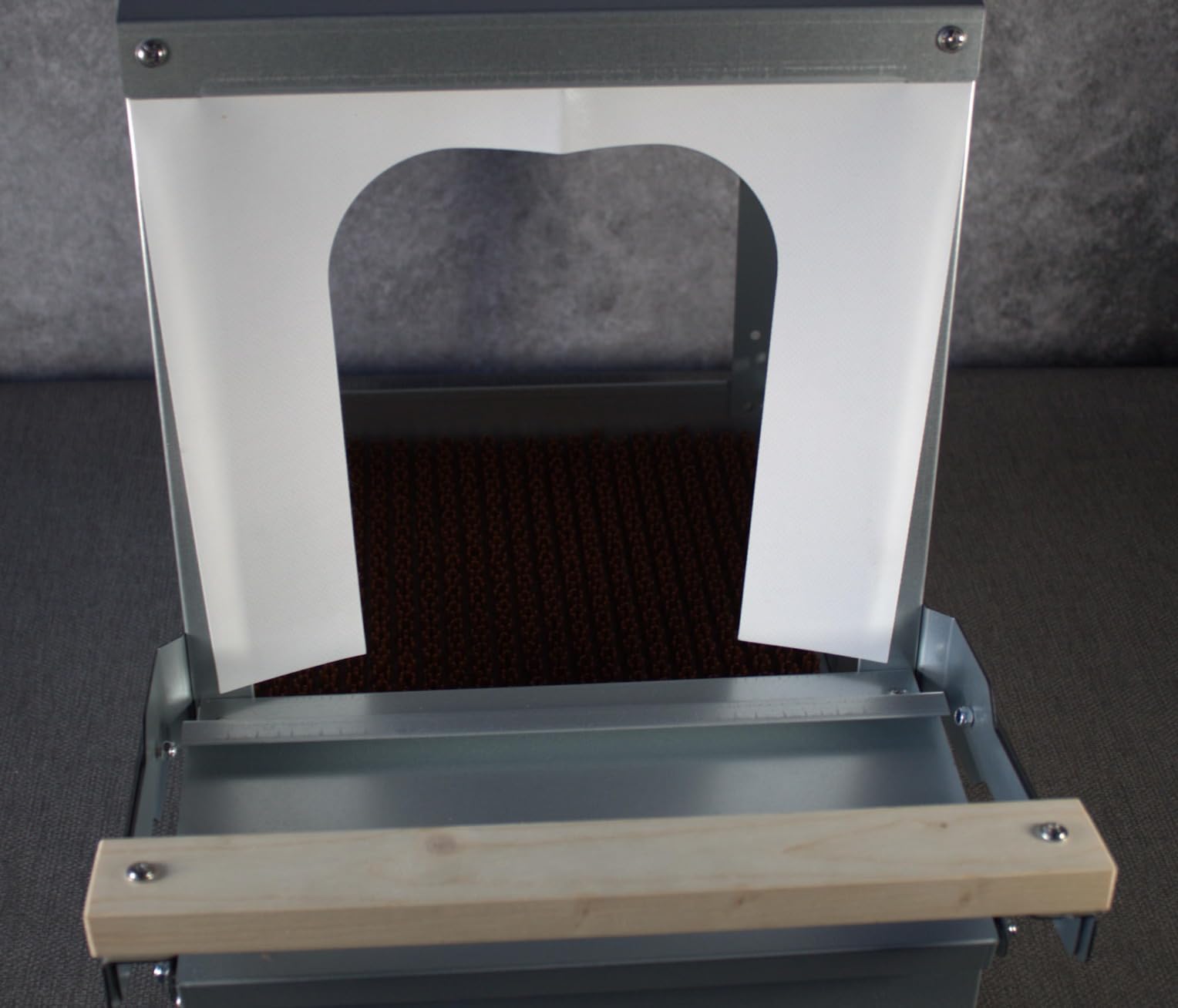 Hen's Choice™ - Roll Out Nest Box for Chickens | Roll Away Nest Box | 3 Compartment 36