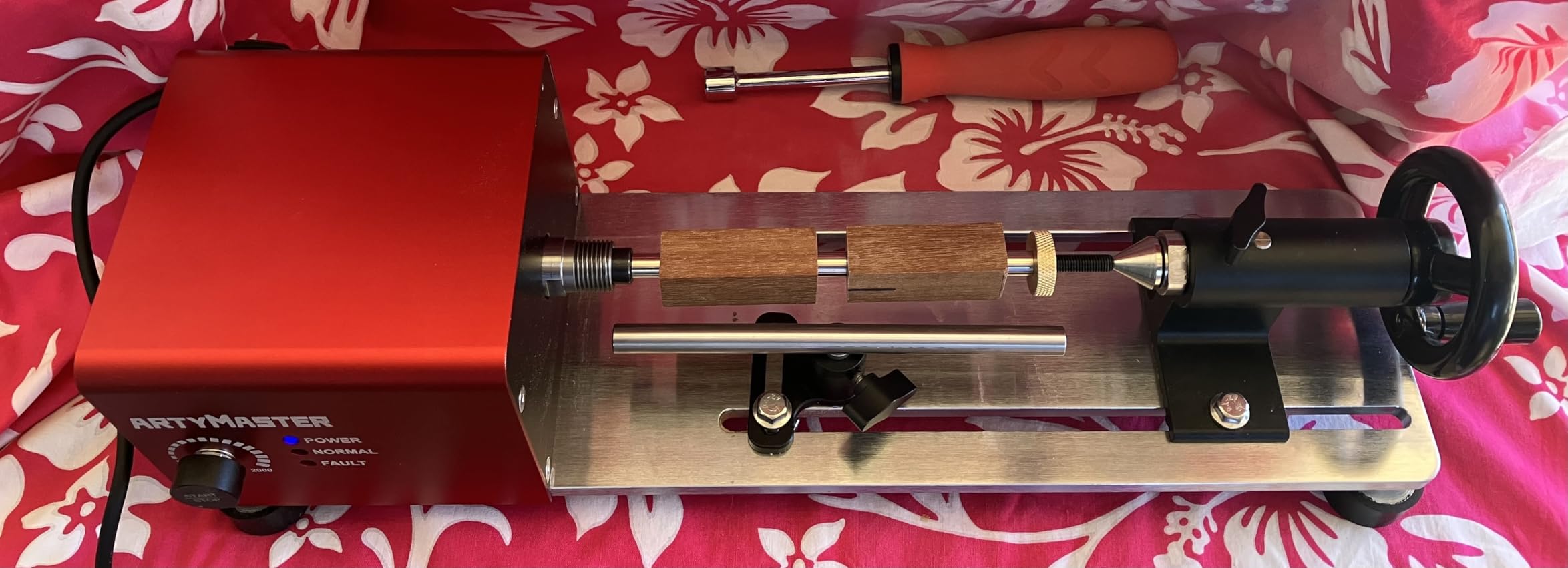 Mini Lathe, WM101A-Plus Mini Wood Lathe Machine, 24VDC 96W Power Lathe, Small Benchtop Lathe with Wood Turning Lathe Tools Kits, Infinitely Variable Speed, Professional for DIY Woodworking customer photo 2