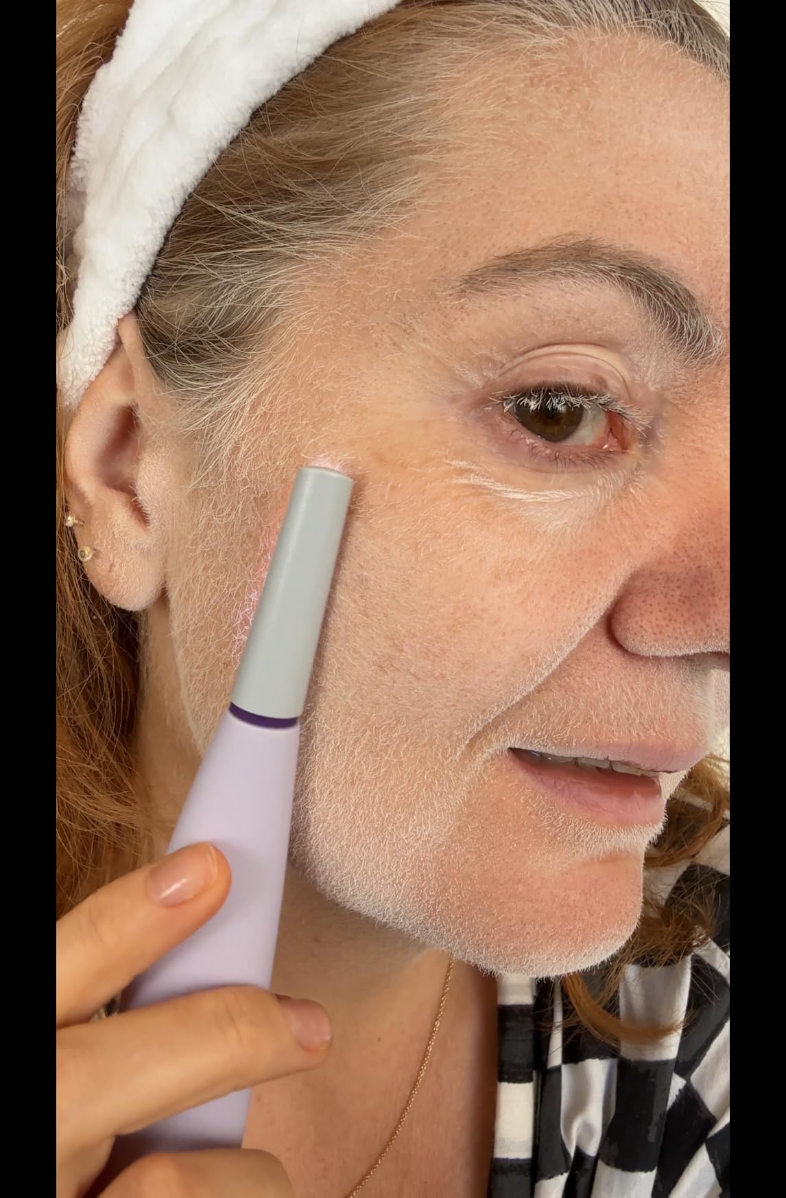 Michael Todd Beauty Sonicsmooth Dermaplane Razor for Women Face customer photo 2