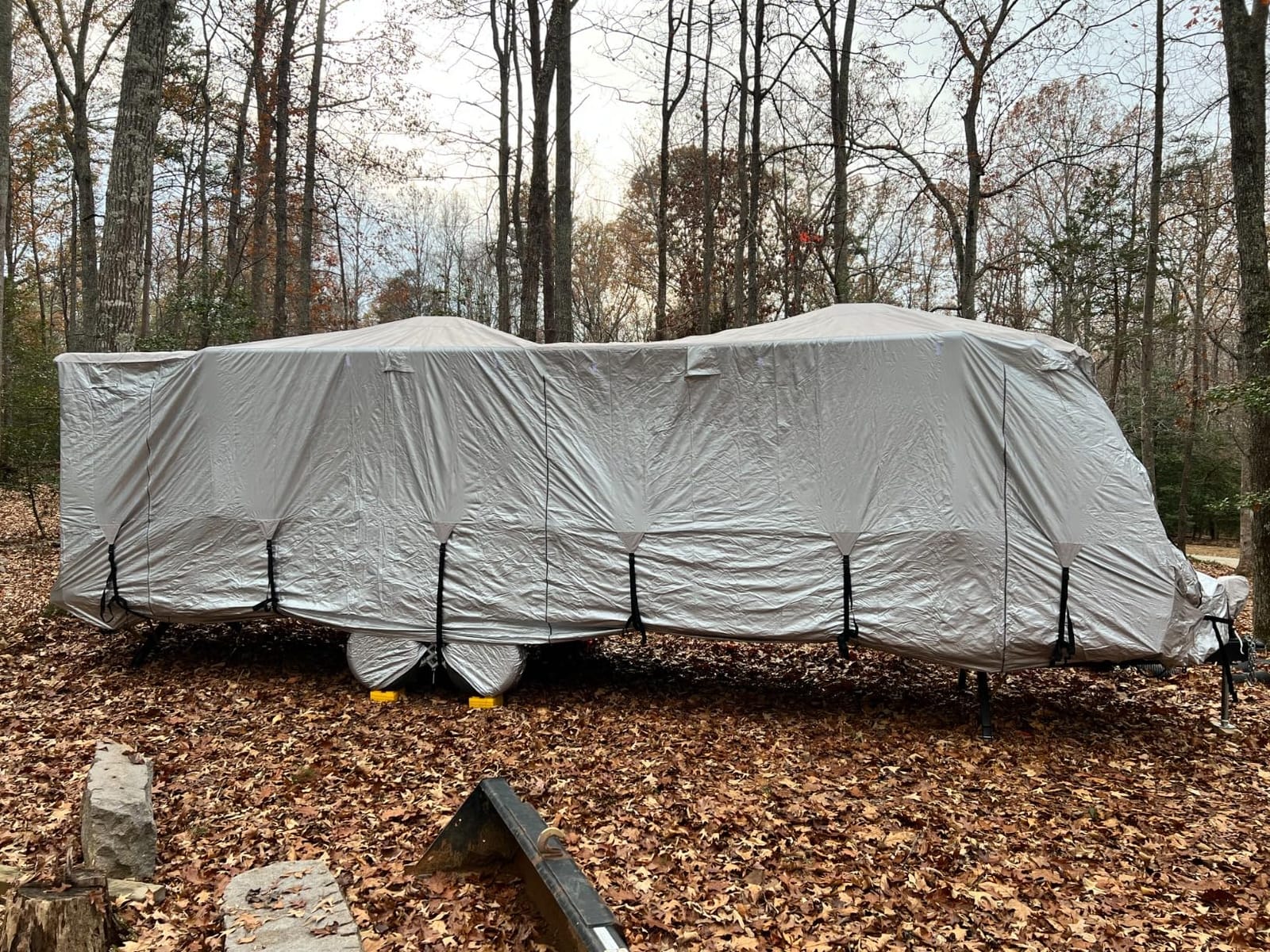 FRUNO Oxford Fabric Class C RV Cover Fits 23'-26' Waterproof Rip-Resistant Anti-UV Motorhome Camper Cover for Winter Snow with 4 Tire Covers and Gutter Covers customer photo 1