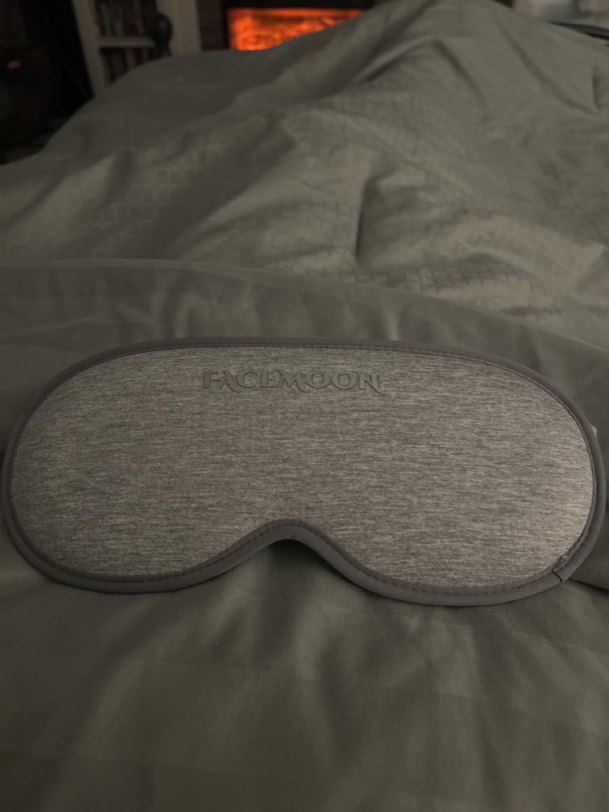 FACEMOON 3D Blackout Weighted Sleep Mask for Women, Nurse Essentials, Pink customer photo 2