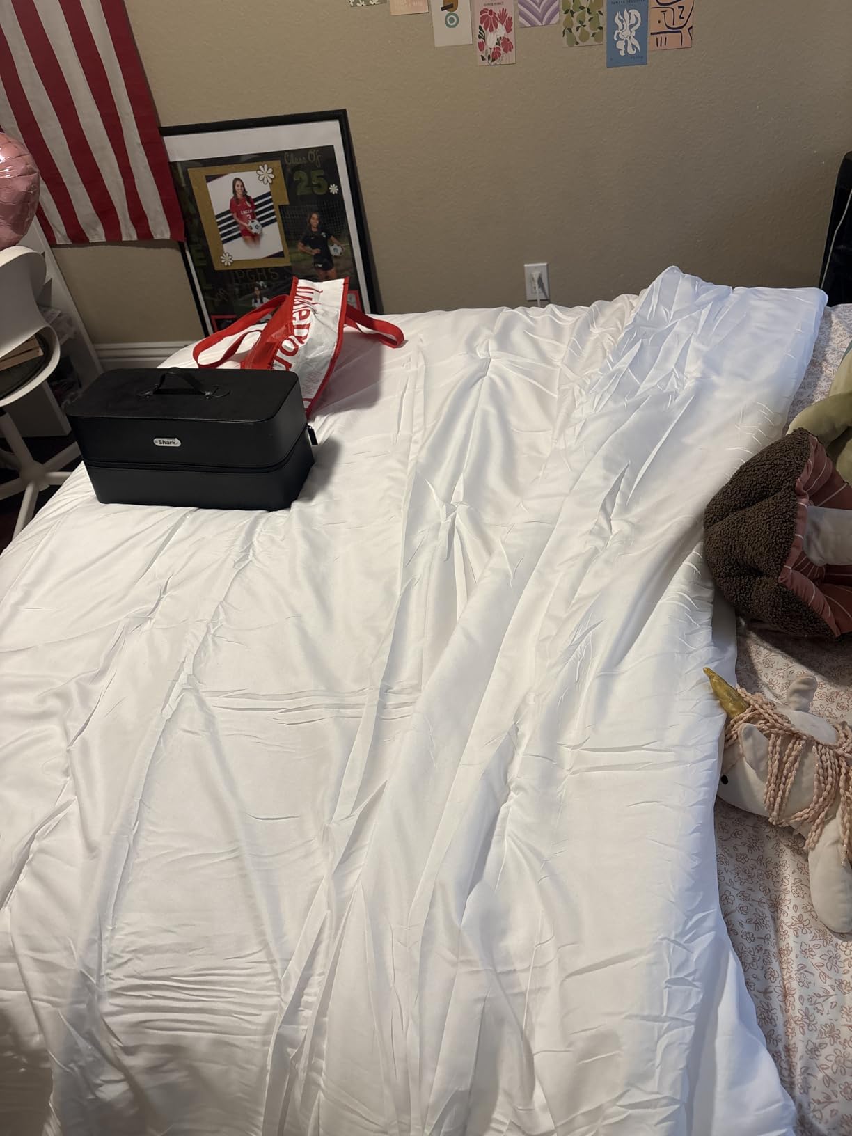 Utopia Bedding Twin XL Duvet Insert, White, Comforter, 68 x 92 Inches customer photo 1