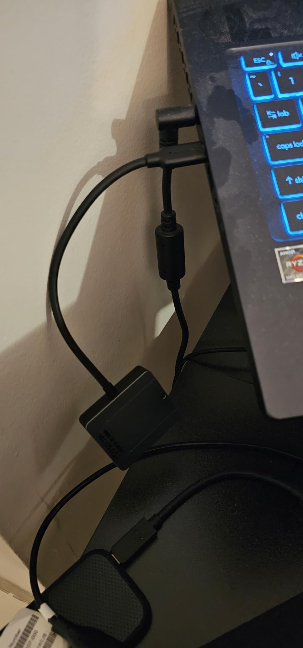 SABRENT Rocket RGB USB4 20Gbps NVMe & SATA M.2 SSD Enclosure (EC-RGBG) | USB 3.2 Gen 2x2 20Gbps host required for full speed, NVMe & SATA, 2230-2280, Tool-Free, RGB, Drive not included customer photo 1