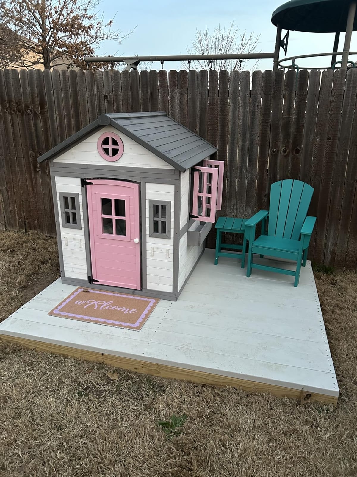 Outsunny Outdoor Kids Playhouse with Dutch Door for Toddlers 3-8, Beige customer photo 1