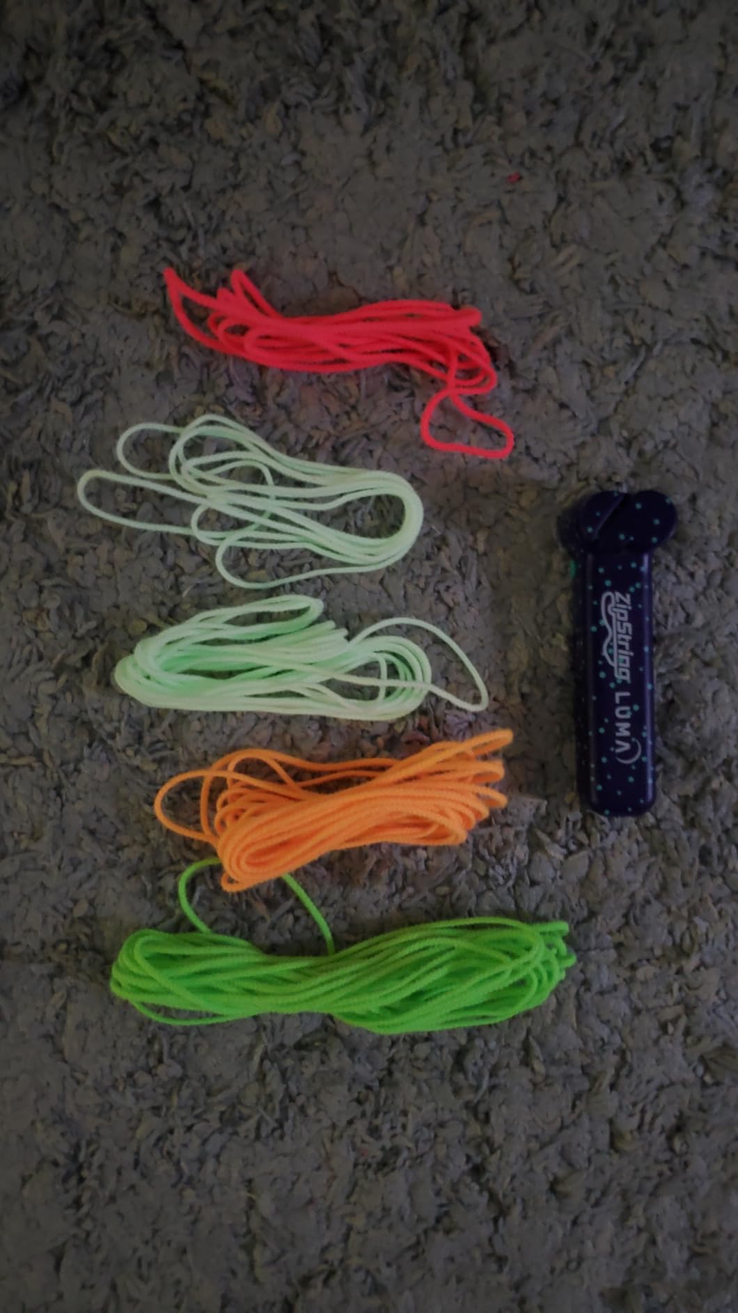ZipString Luma Glow-in-The-Dark String Toy customer photo 1