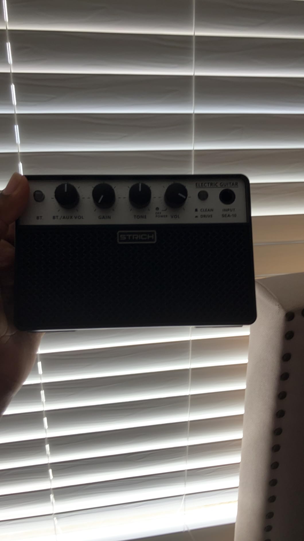 STRICH 2 x 5W Mini Bass Practice Amp, Rechargeable, Clean/Drive, Brown customer photo 1