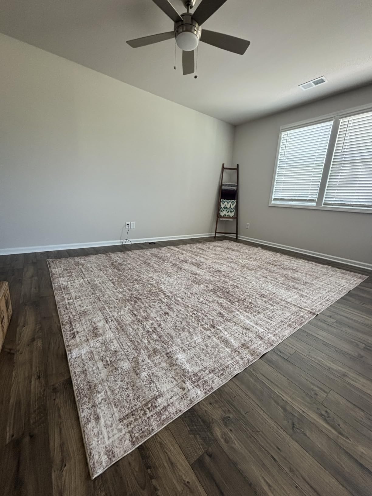 Soalmost Washable Area Rug 8x10 Large Soft Beige Rugs for Living Room | Vintage Non-Slip Carpet for Dining Bedroom, Stain Resistant Low Pile Foldable Lightweight Floor Mat Under Table Home Decor customer photo 2