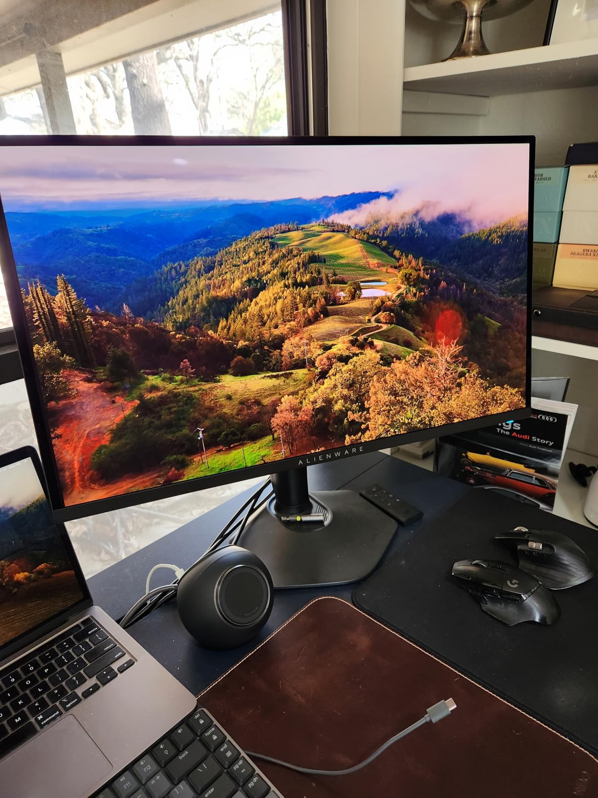 Alienware AW2725DF OLED Gaming Monitor - 26.7-inch Quantom-Dot WQHD (2560x1440) 360Hz 0.03Ms Display, AMD FreeSync Premium Pro, HDMI/DP/USB 3.2 Gen1, Height/Tilt/Swivel/Pivot Adjustability - Black customer photo 2