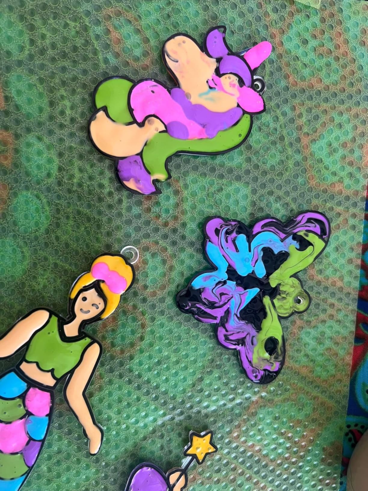 Imagimake Window Art - Princess, Mermaid, Unicorn 32 Pieces Suncatcher Kit customer photo 1