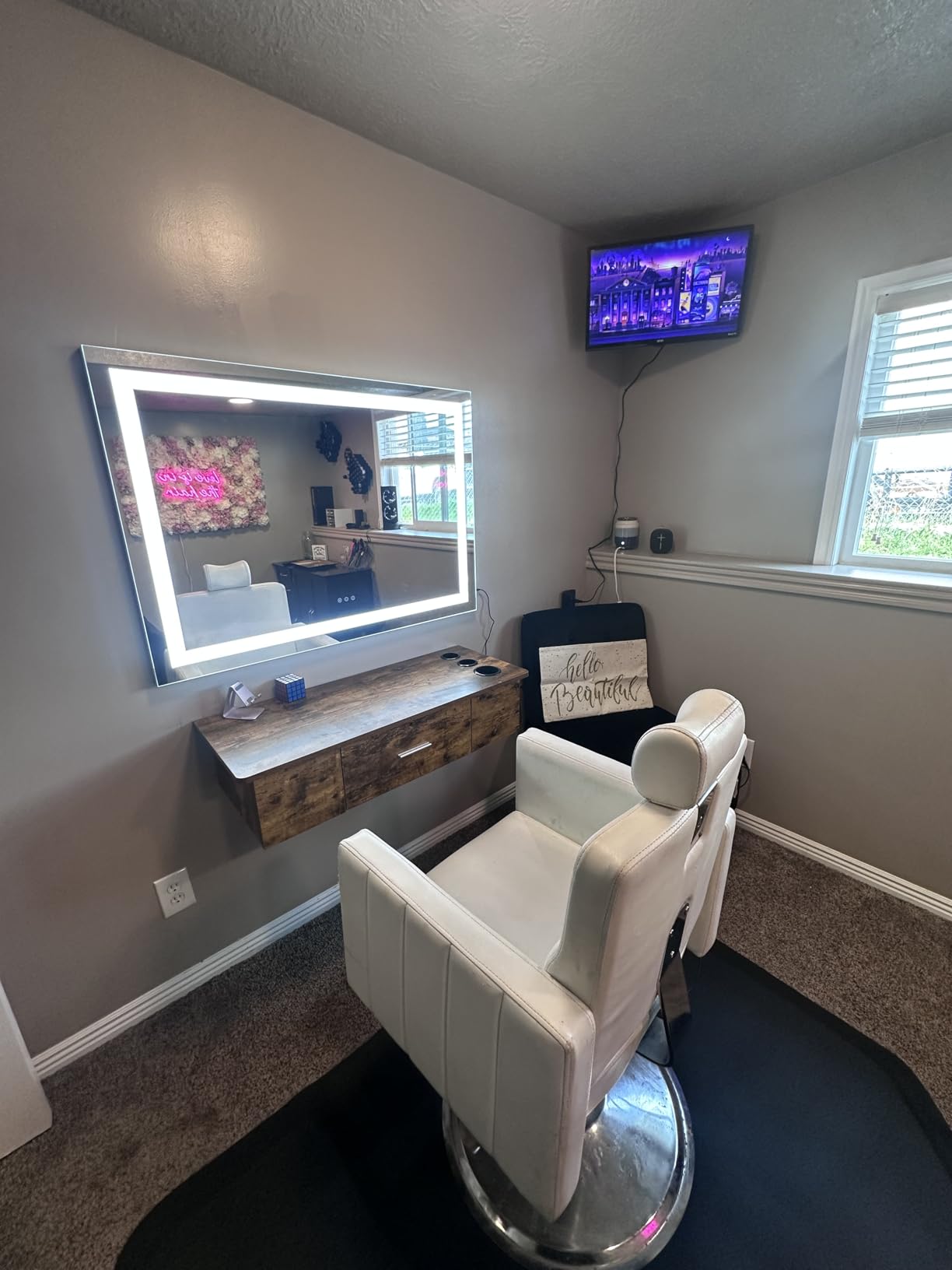 Hasipu Vanity Mirror with Lights and Bluetooth Speaker, 39.4