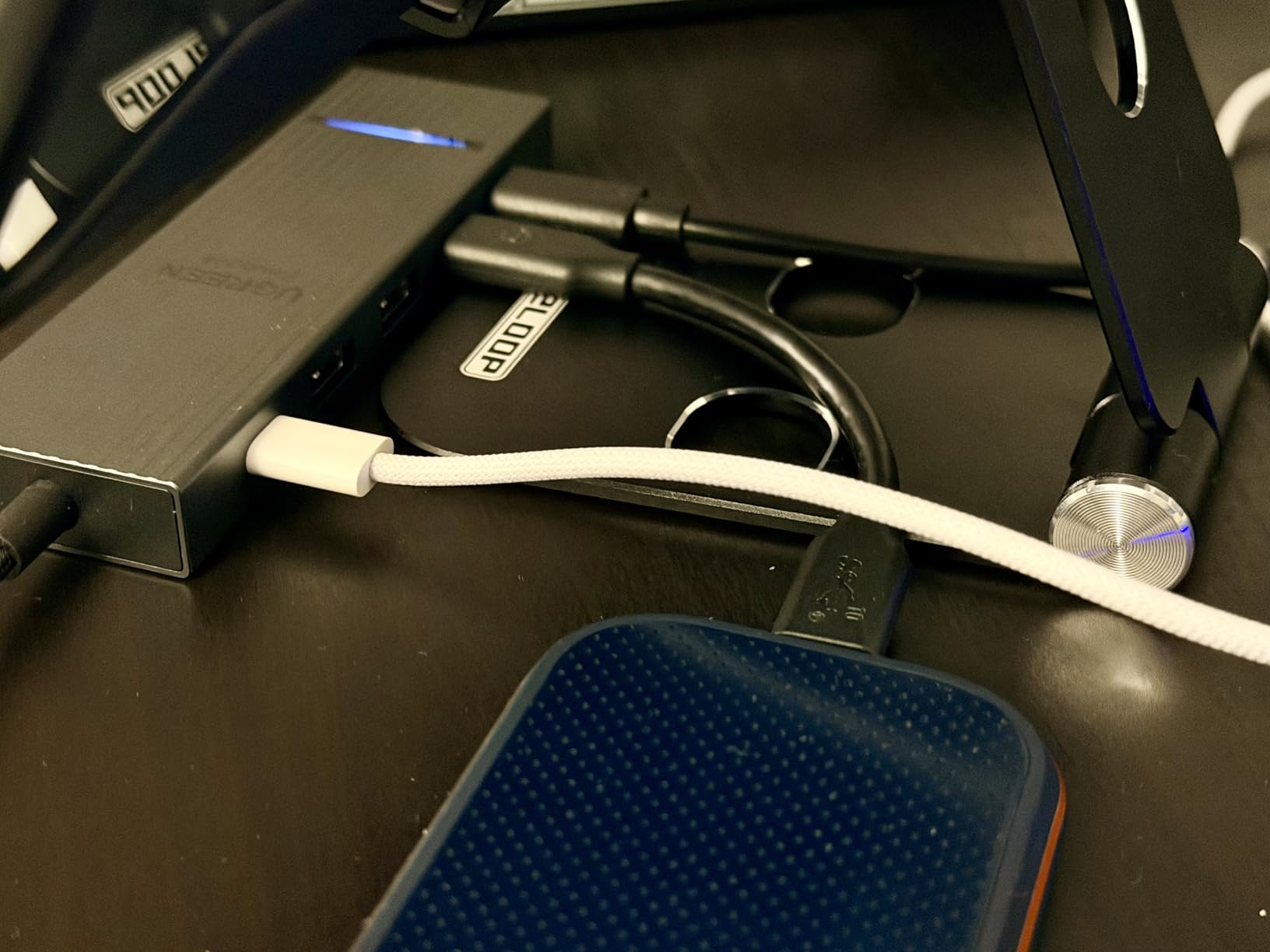 UGREEN Revodok Pro USB-C Hub 6 in 1 10Gbps 4K 60Hz HDMI | 100W PD charging, compatible with MacBook Neo/Pro/Air, iPad Pro, Thinkpad Rog Ally and More customer photo 2
