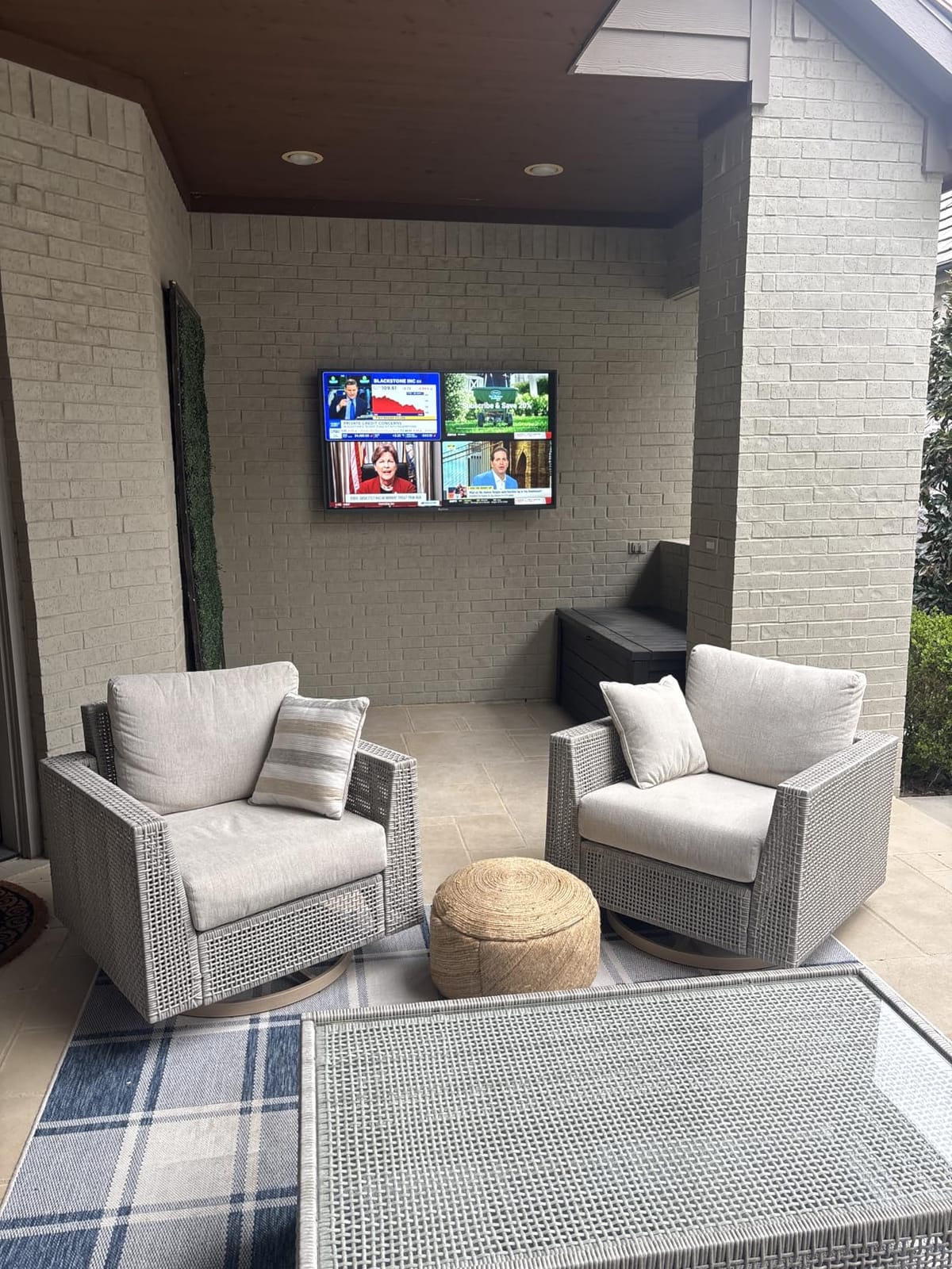 SYLVOX Outdoor TV, 55 inch Waterproof Smart Outdoor TVs, 4K, HDR 10, Weatherproof, 1000nits, Voice Assistant Remote, for Partial Sun Area (Deck Pro 3.0, Latest Model) customer photo 1