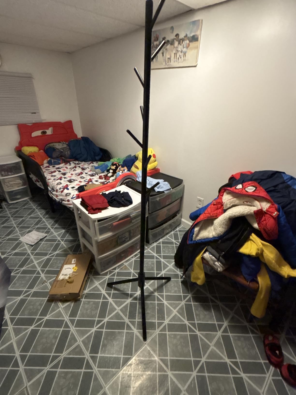 Unisakey 8-Hook Freestanding Wooden Coat Rack 3 Adjustable Heights Black customer photo 1