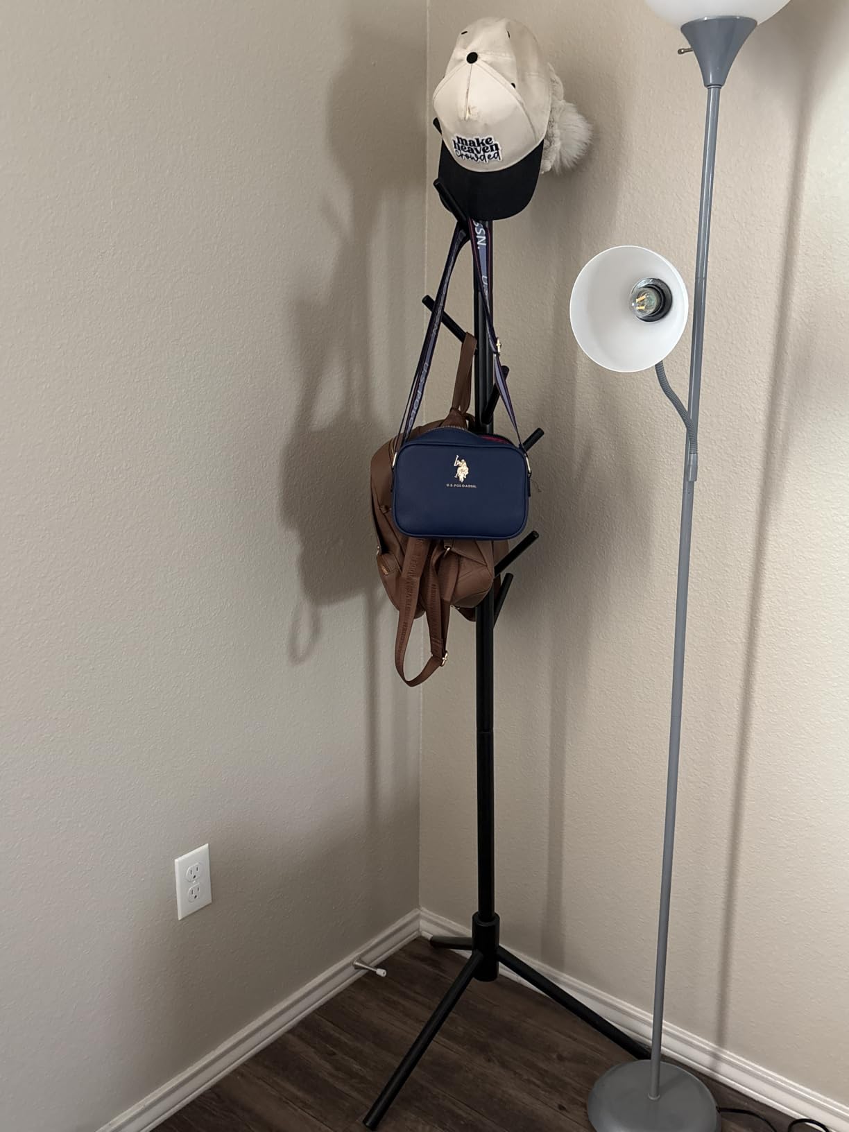 Unisakey 8-Hook Freestanding Wooden Coat Rack 3 Adjustable Heights Black customer photo 2