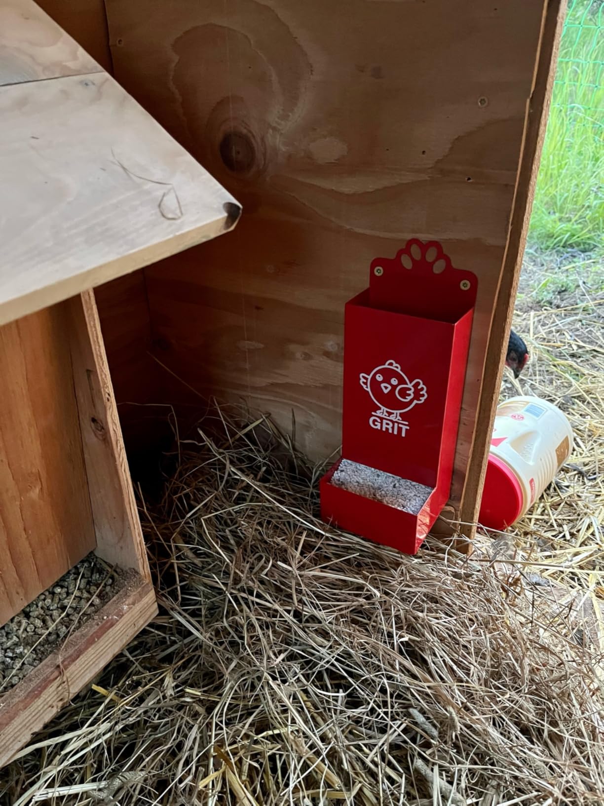 Rat Proof MAX-25Lbs Treadle Chicken Feeder No Waste Poultry Feeder customer photo 1