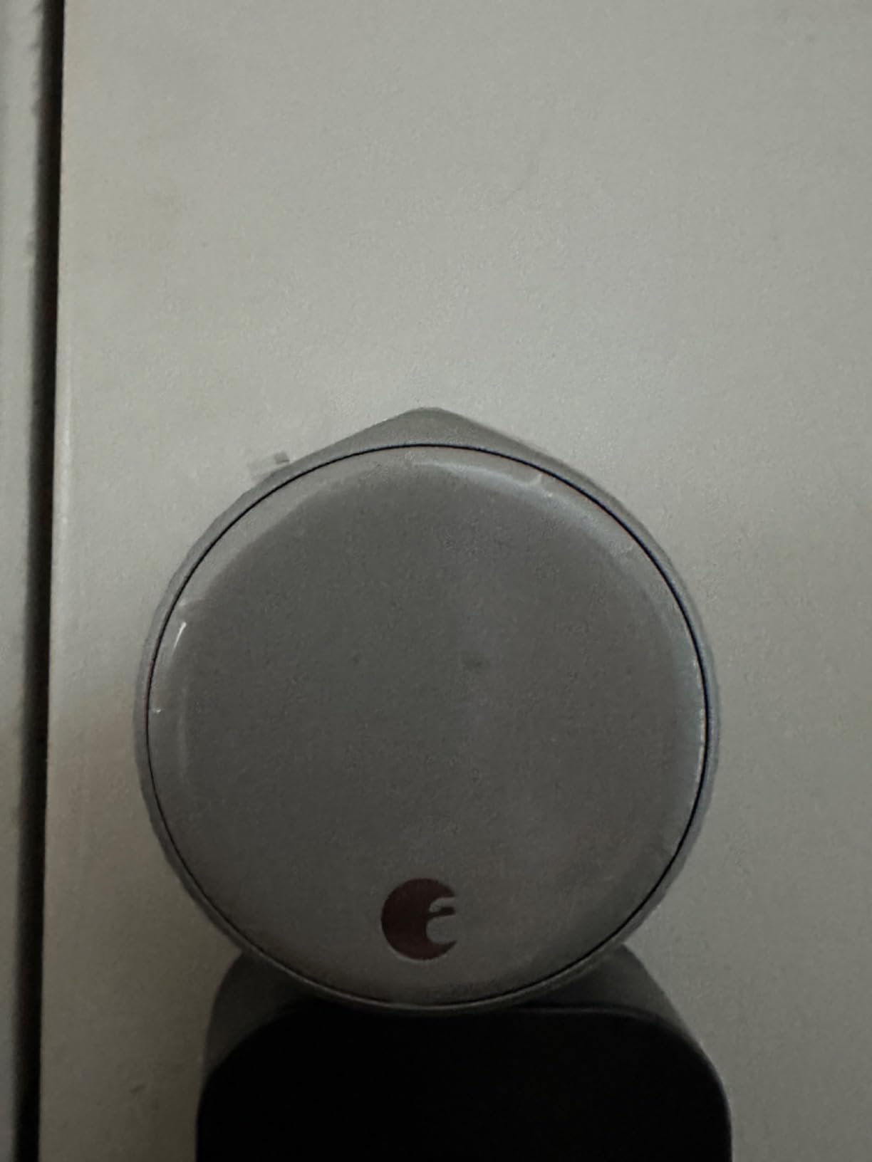 Yale August Wi-Fi Smart Lock with Keypad Touch in Silver customer photo 2