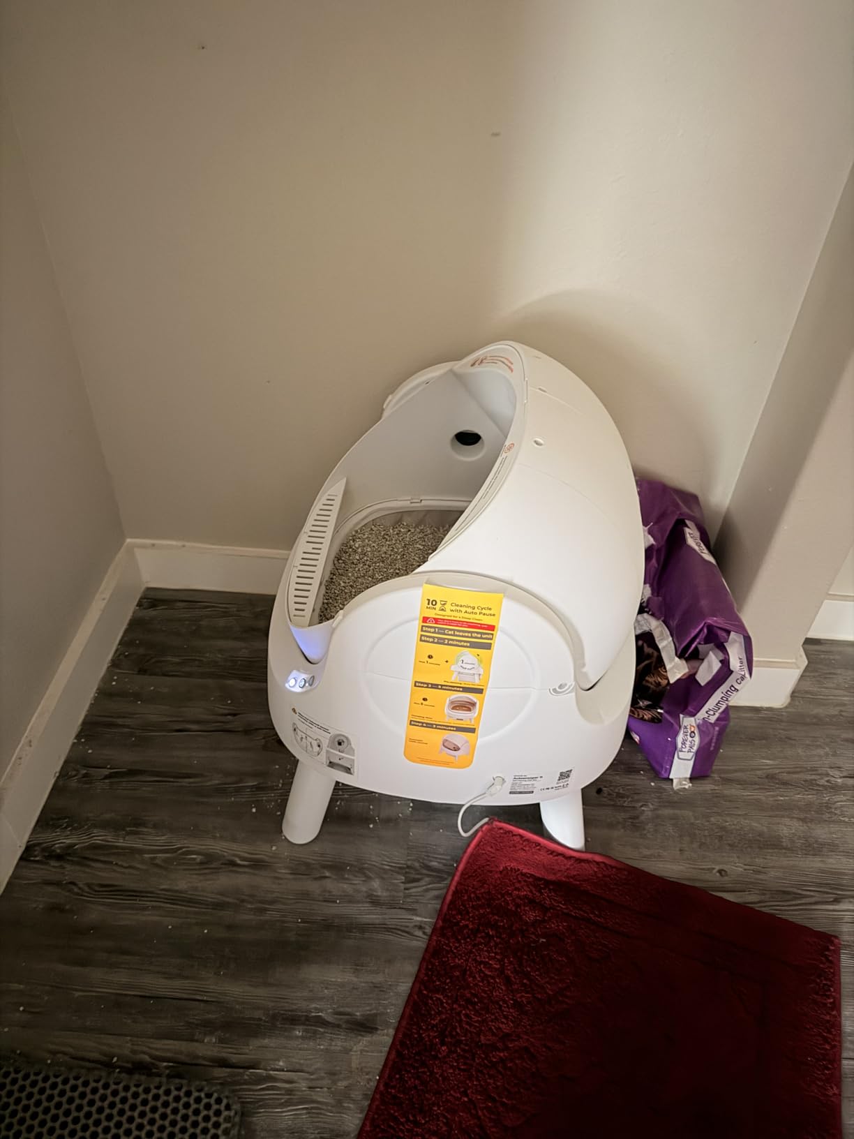 PetPivot Self Cleaning Litter Box, Open Top Automatic Litter Box for Multiple Cats, Multiple Layer Safety Protection, Liners and Mat Included, White customer photo 1