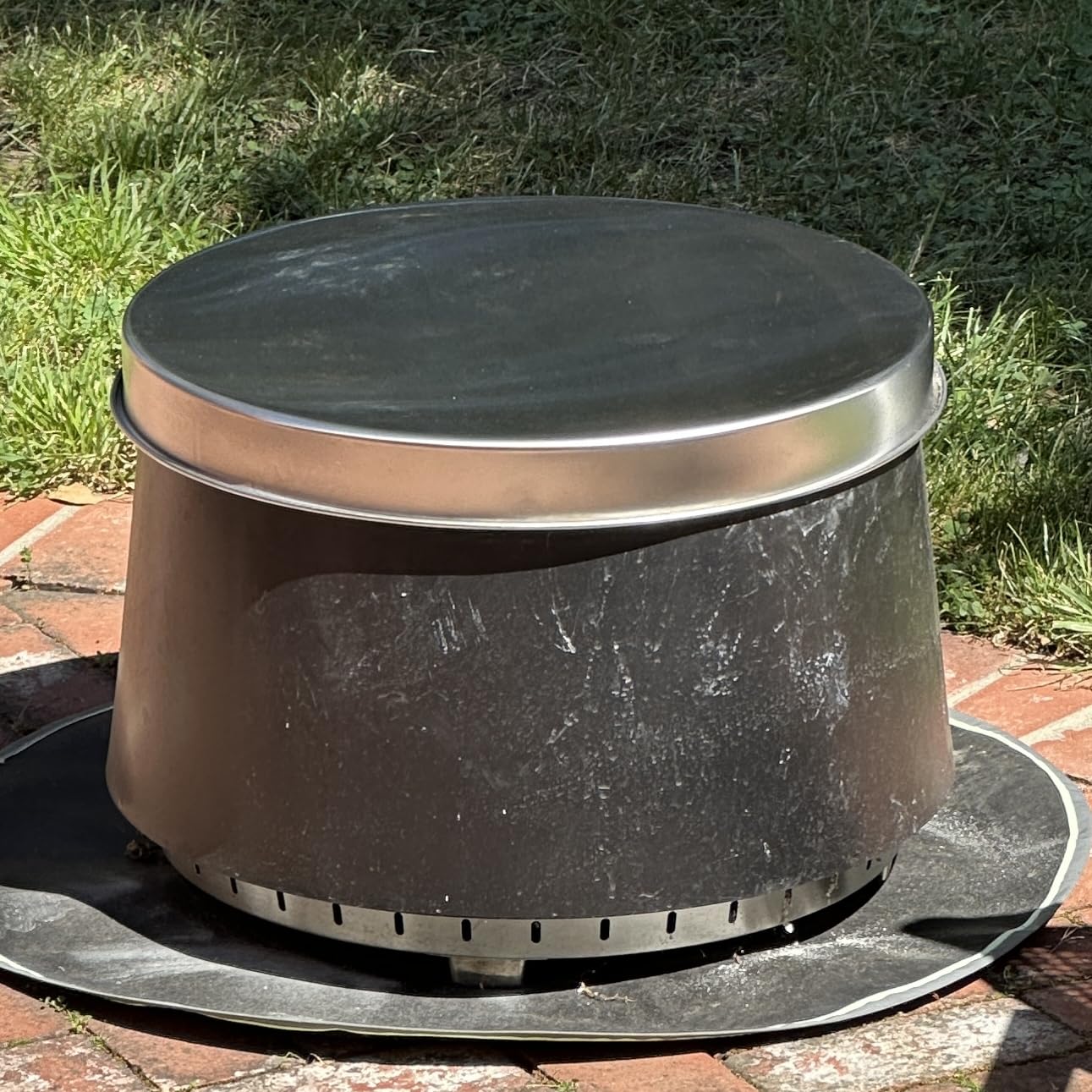 VEVOR Smokeless Fire Pit Stove Bonfire, H: 17 in x Dia: 28 in,Wood Burning Fireplaces with Removable Ash Pan, SUS430 Stainless Steel Inner Portable Outdoor Firepit,for Outdoor Patio Camping, Black customer photo 2