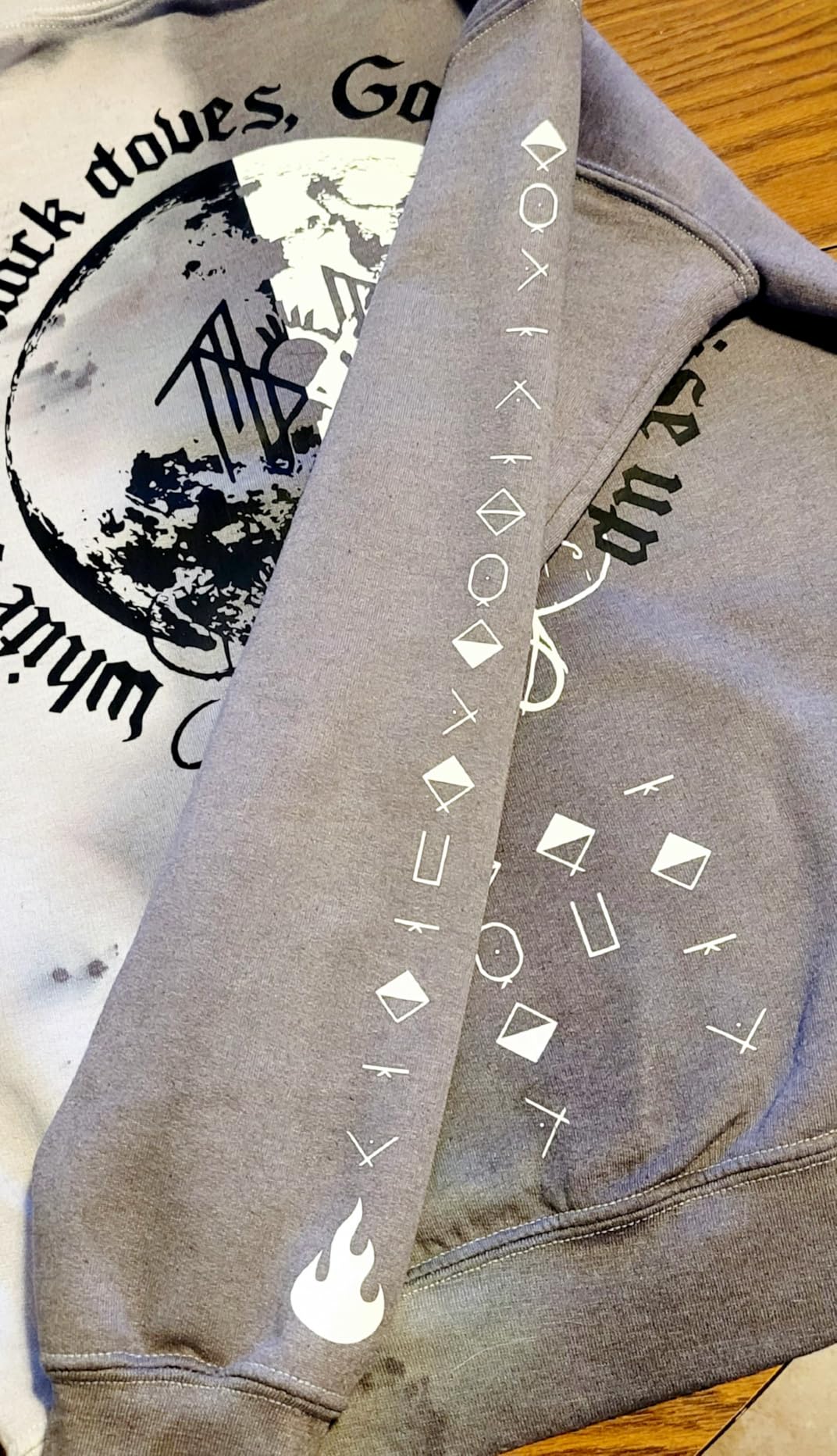 Cricut® Value Iron-On, White (12 in x 5 ft) customer photo 2