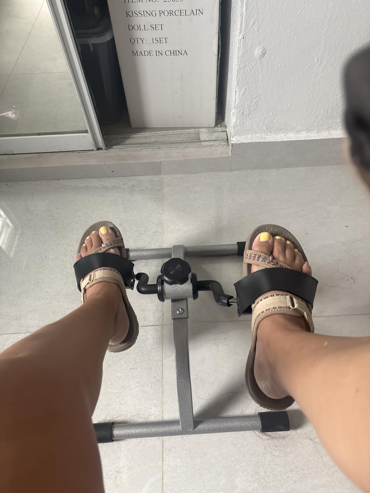 RYGEO Pedal Exerciser Mini Exercise Bike for Leg and Arm Recovery Exercise Lightweight and Portable Floor Bike customer photo 1